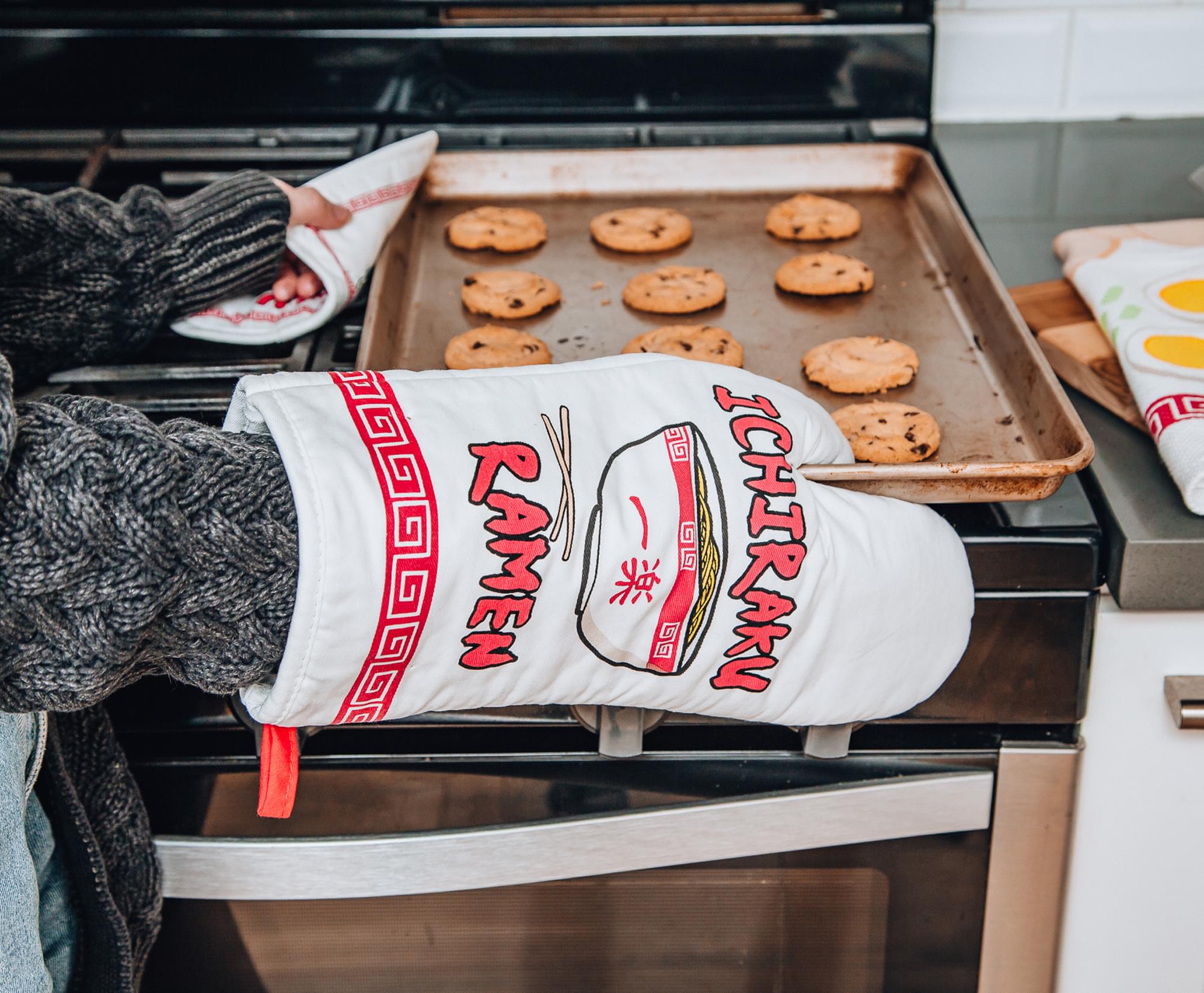 Naruto Ichiraku Ramen-Inspired 3-Piece Kitchen Set: Oven Mitt, Dish Towel, Pot Holder