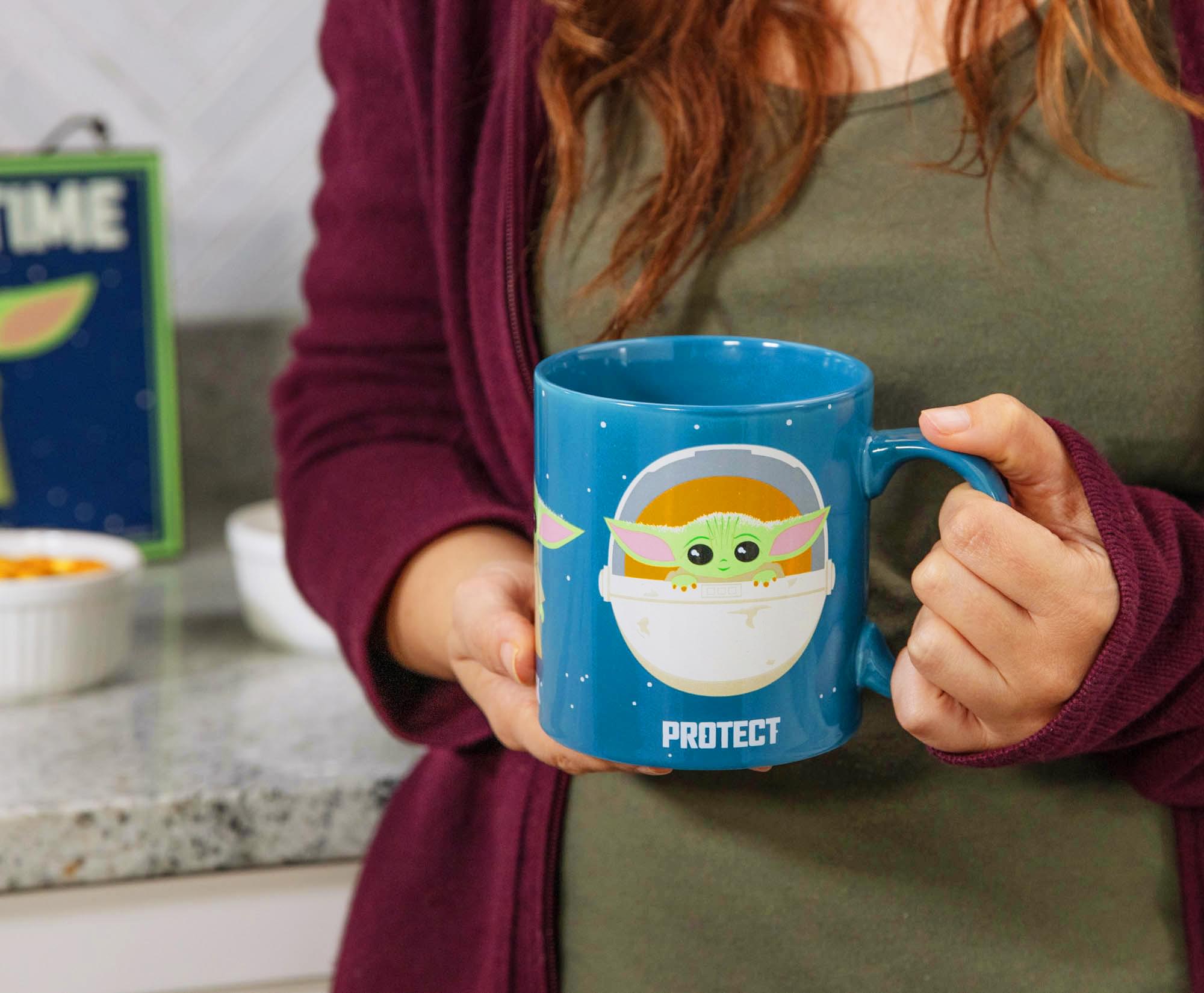 The Mandalorian: Protect Attack Snack 20-Ounce Ceramic Mug