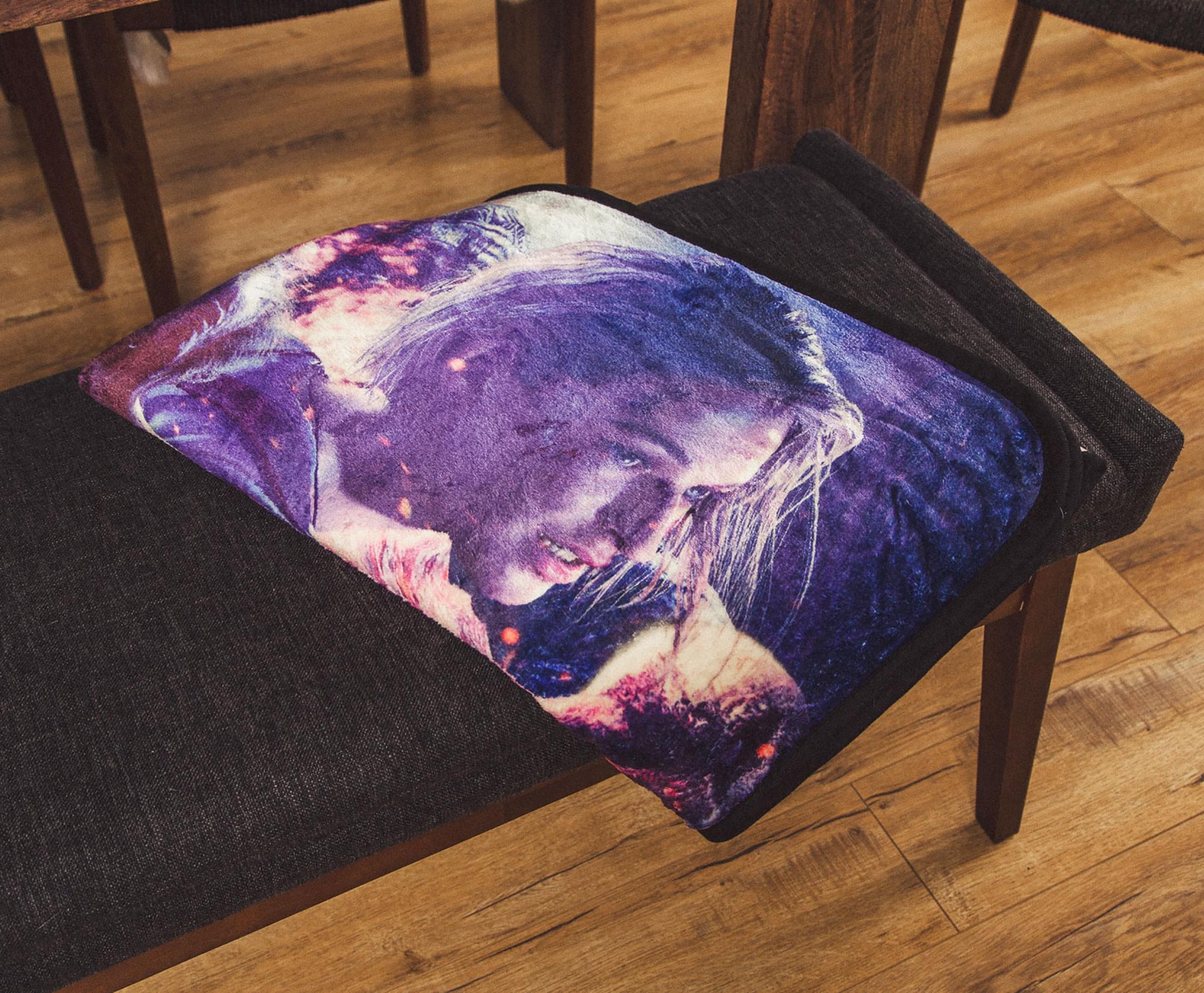 Resident Evil Re:Verse Cozy Fleece Throw Blanket for Fans - 45 x 60 Inches