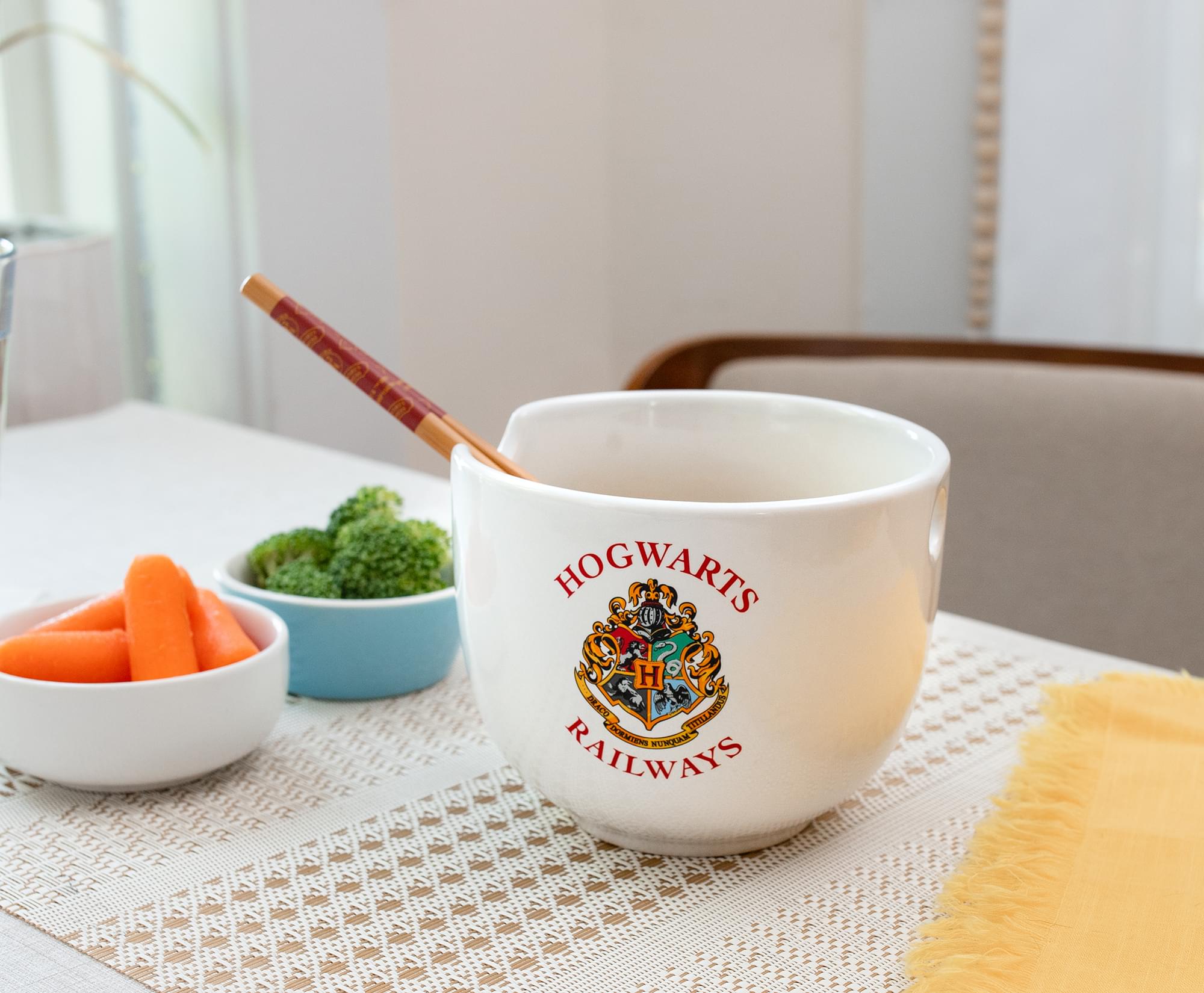 Harry Potter Hogwarts Express 20-Ounce Ceramic Ramen Bowl with Chopsticks Set