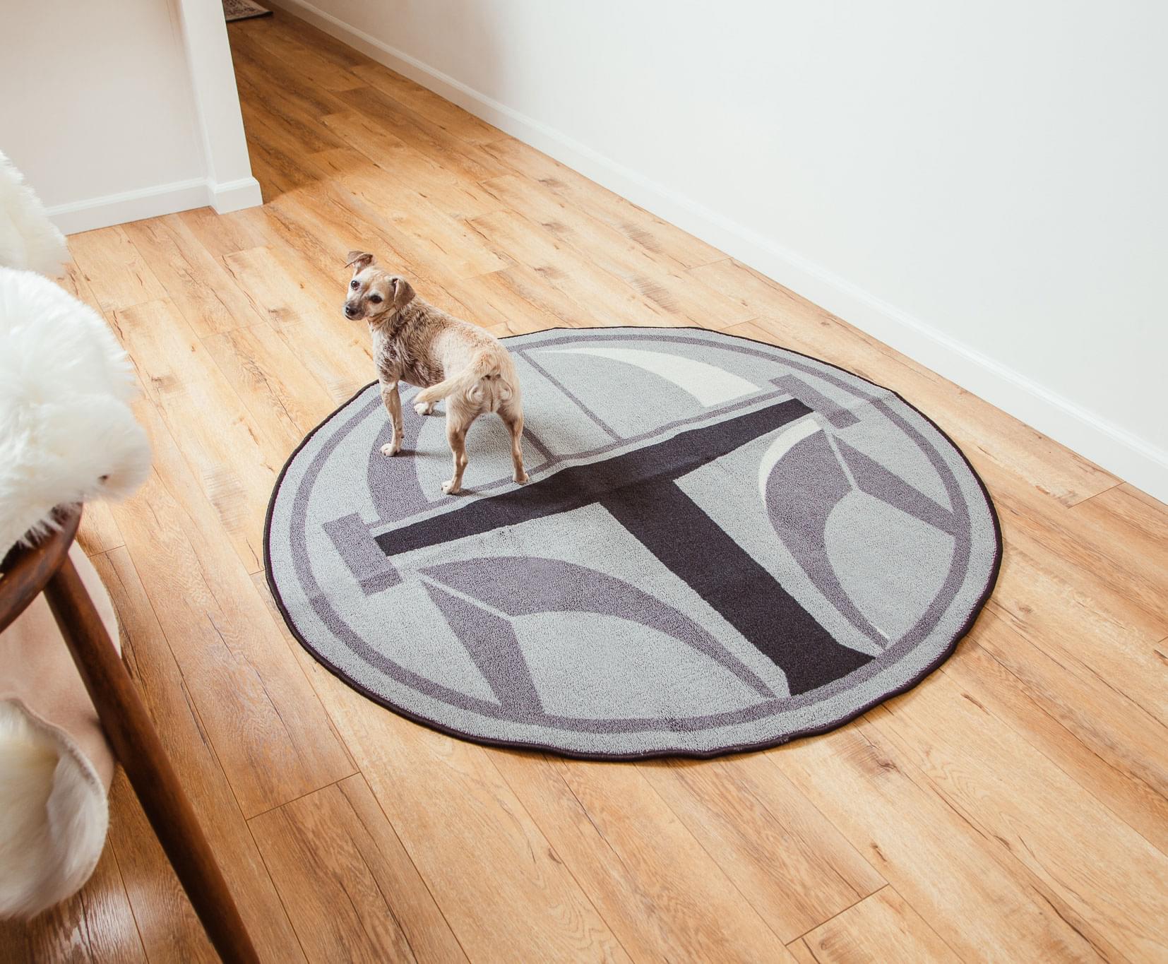 Epic Star Wars: The Mandalorian Helmet 52-Inch Area Rug
