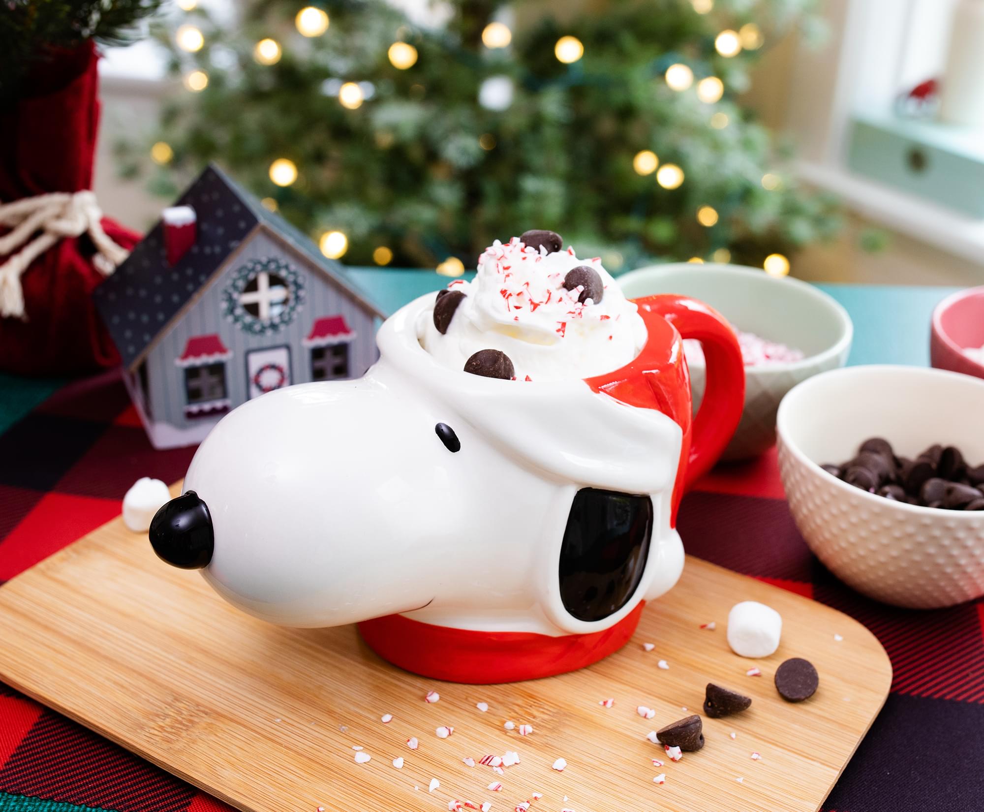 Peanuts Snoopy Christmas Ceramic Mug - 20 Ounce Festive 3D Sculpted