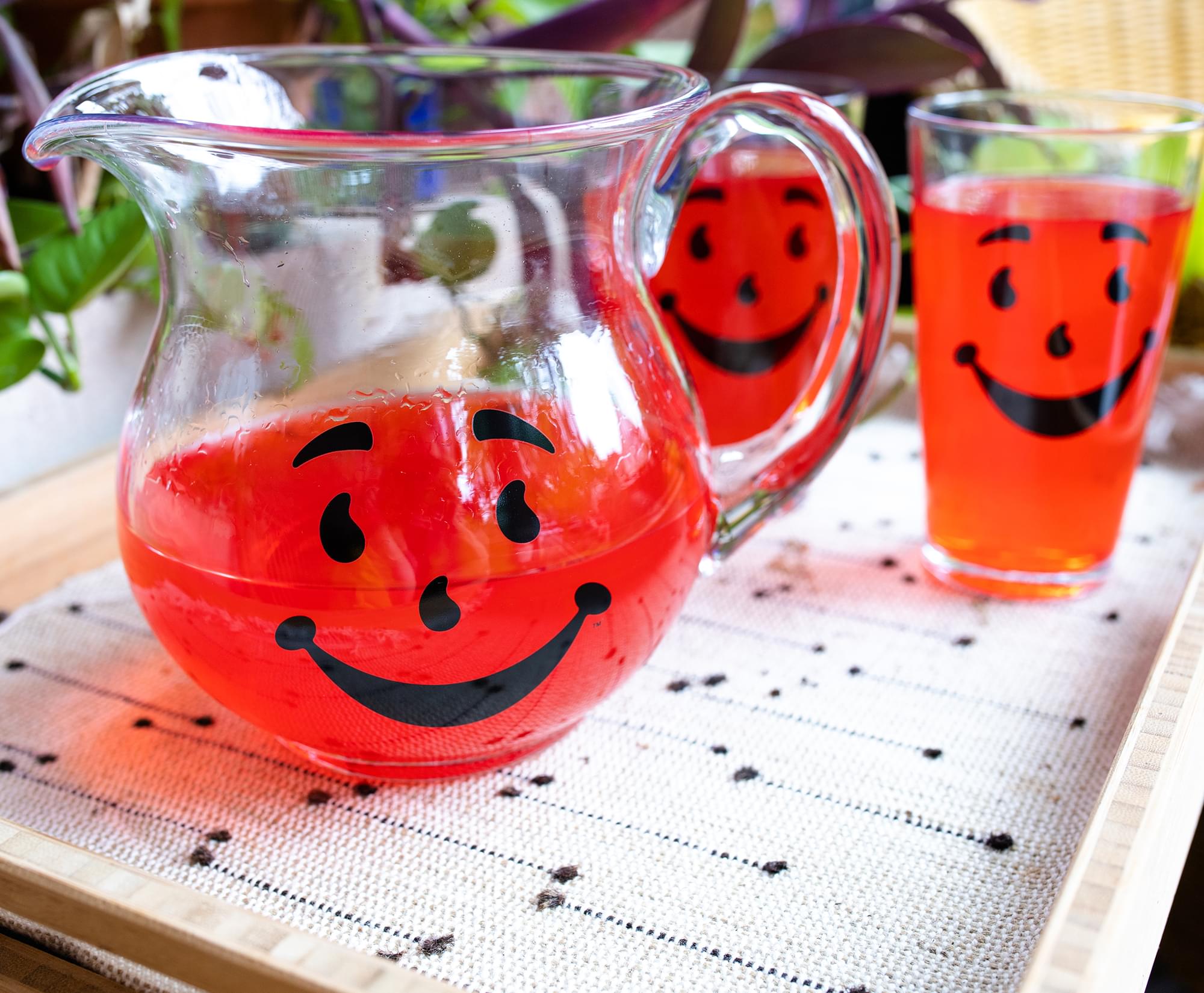 Kool-Aid Man 64-Ounce Glass Pitcher & 2 16-Ounce Pint Glasses Set - Fun and Durable Drinkware