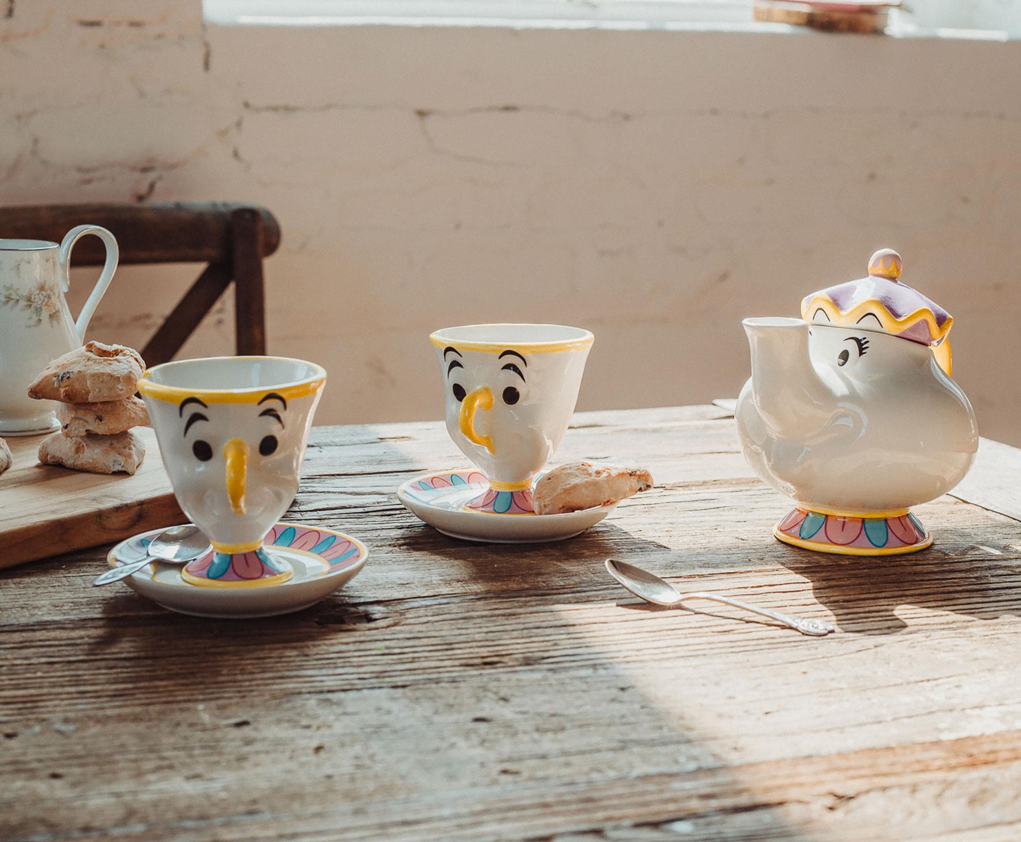 Disney's Enchanting Beauty and the Beast Mrs. Potts Tea Set with 2 Chip Cups & Saucers