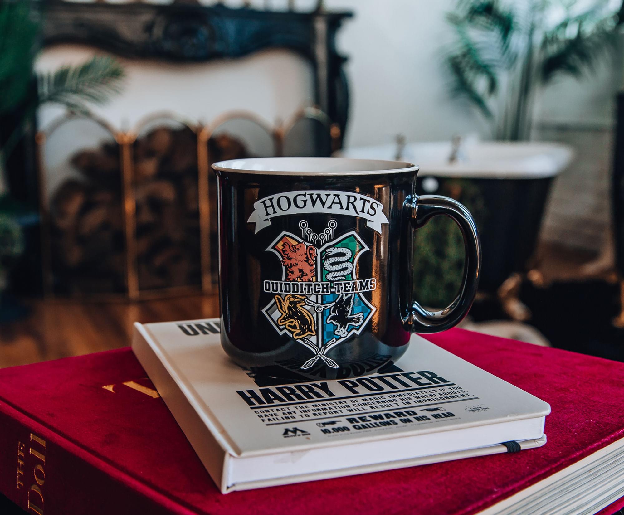 Harry Potter Quidditch Crest 20-Ounce Ceramic Camper Mug