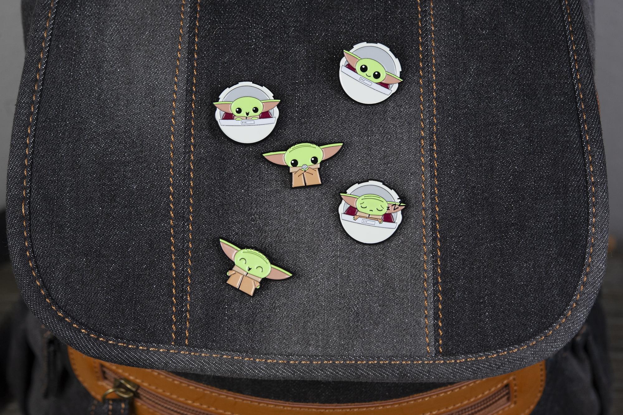 The Mandalorian: 5-Piece Enamel Pin Set of The Child - Adorable Baby Yoda Pins