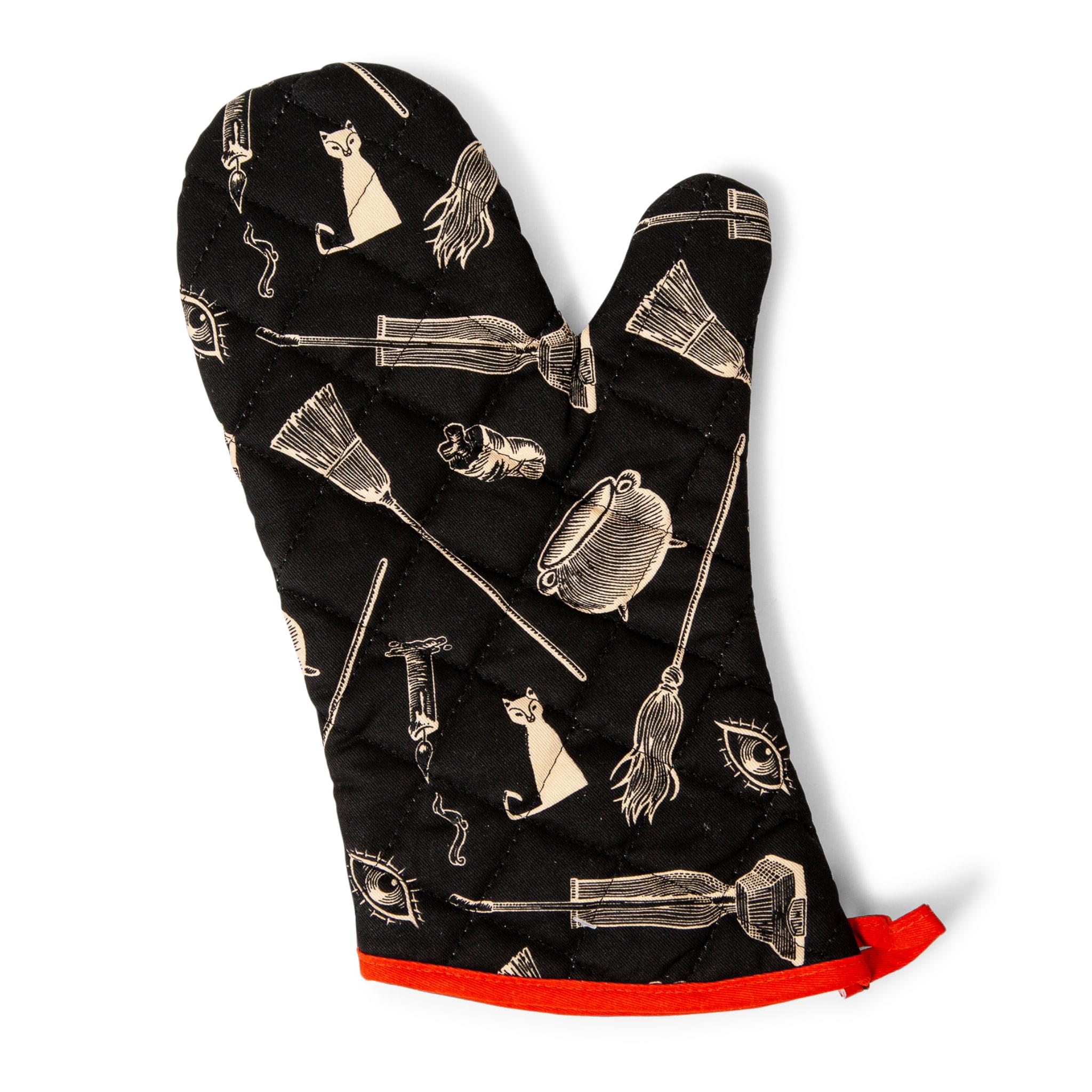 Enchanting Disney Hocus Pocus Black Kitchen Oven Mitt