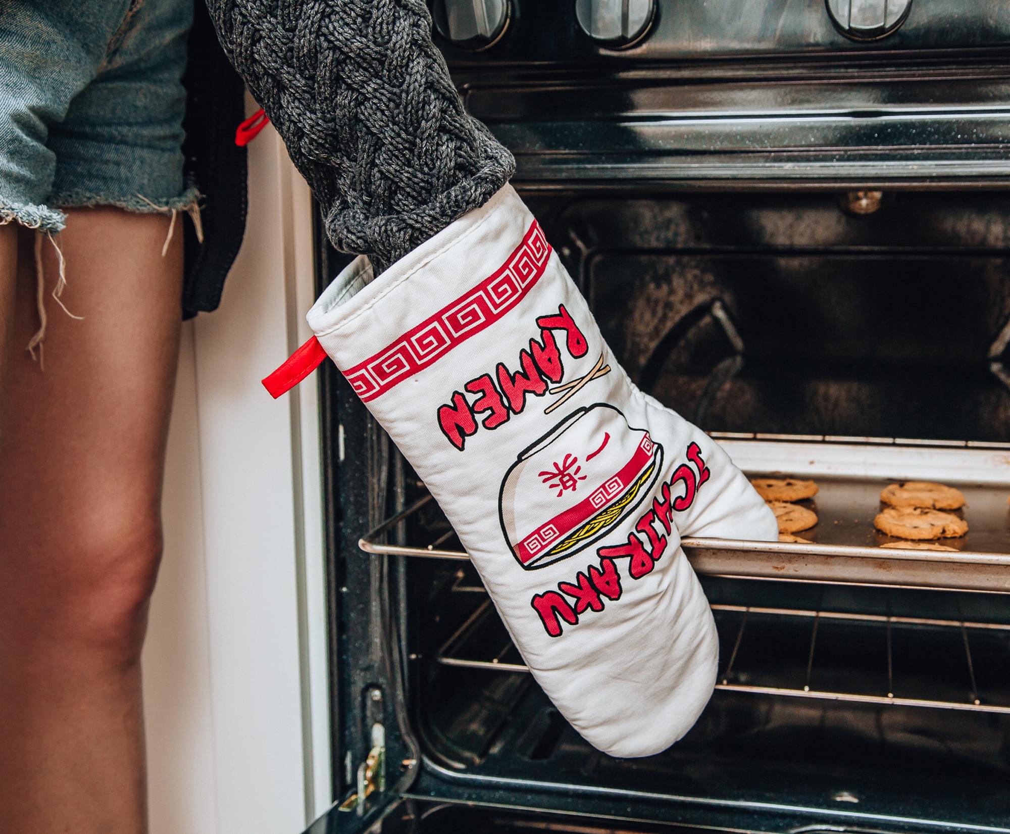 Naruto Ichiraku Ramen-Inspired 3-Piece Kitchen Set: Oven Mitt, Dish Towel, Pot Holder