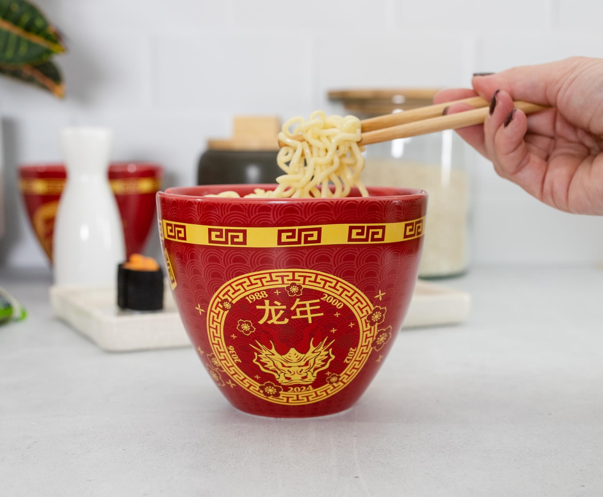 Dragon Year Chinese Zodiac 16-Ounce Ramen Bowl & Chopstick Set