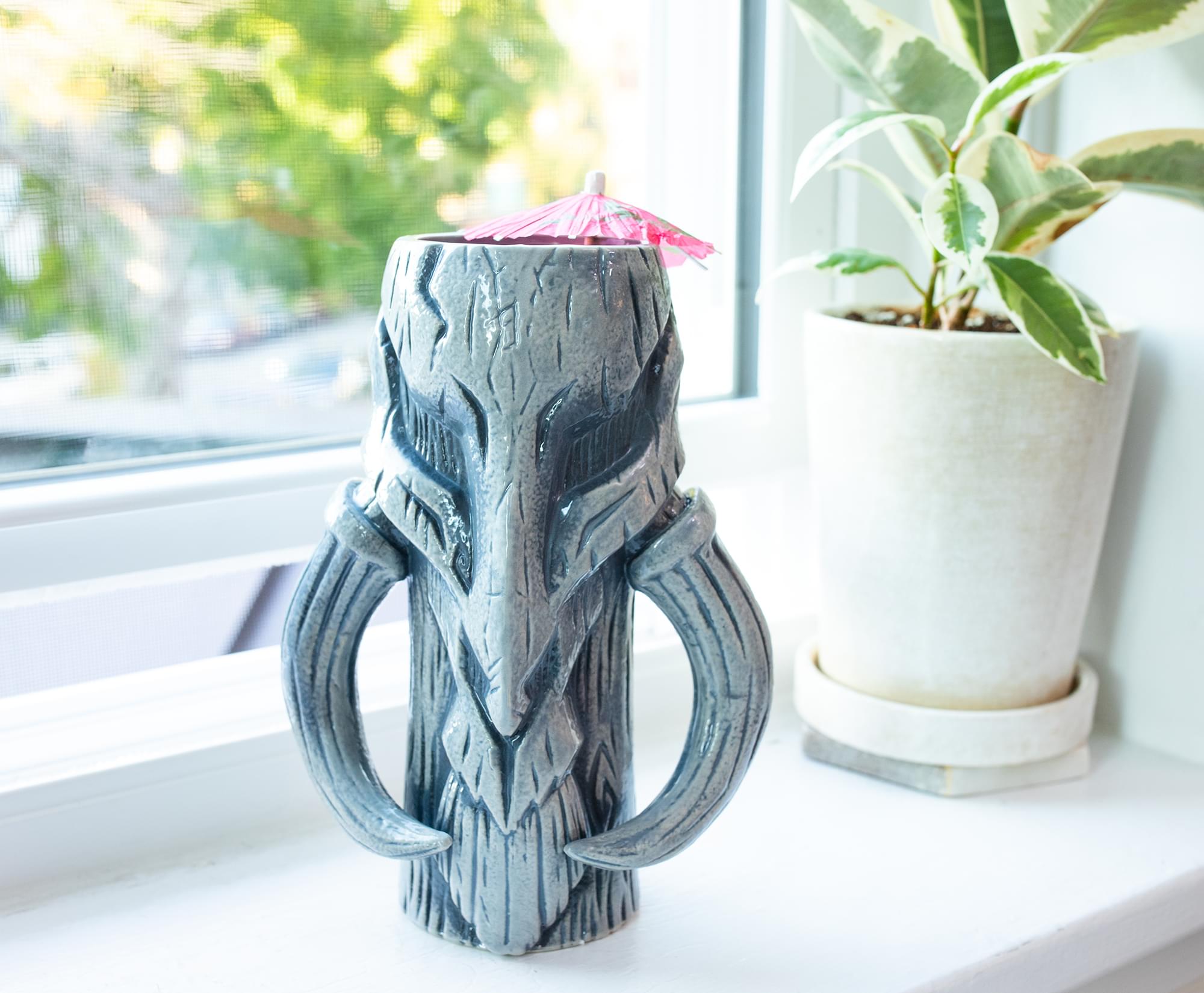 Geeki Tikis Star Wars Mythosaur Ceramic 18-Ounce Mug - A Galactic Treat!