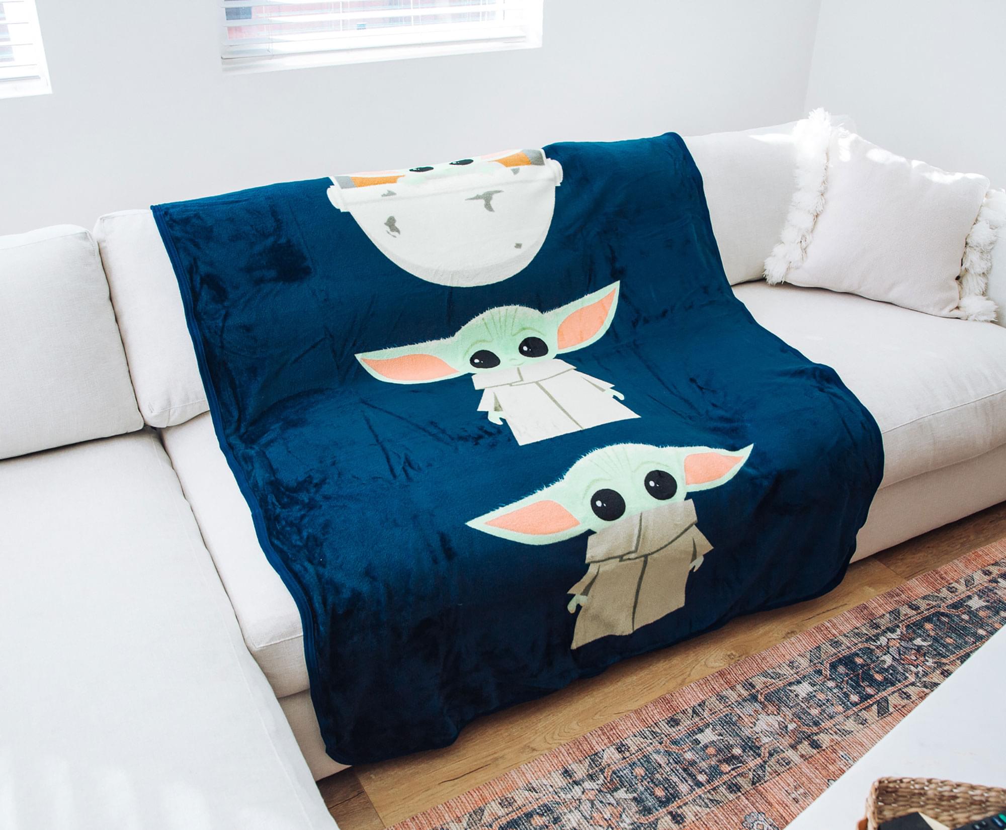Star Wars The Mandalorian 46 x 60 Inch Ultra-Soft Silk Touch Throw Blanket