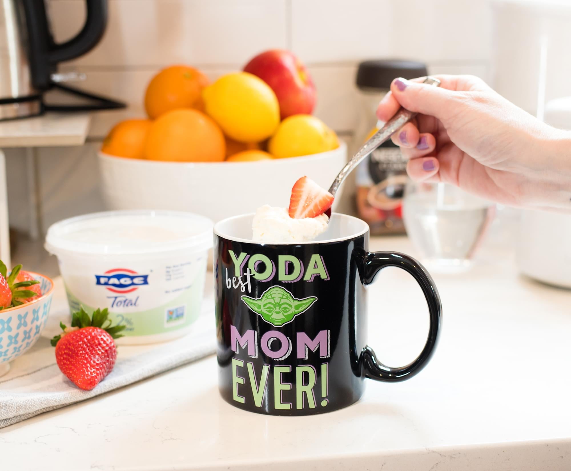 Toynk Exclusive Star Wars Yoda 'Best Mom Ever' 20-Ounce Ceramic Mug