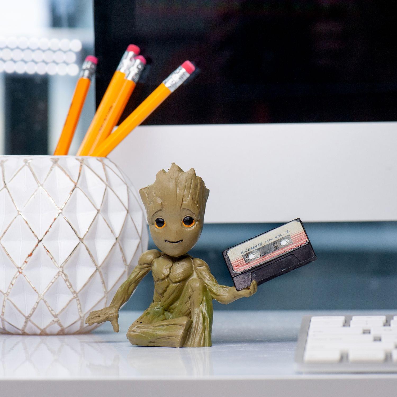 Collectible Guardians of the Galaxy Baby Groot 3D Magnet - A Must-Have for Fans!