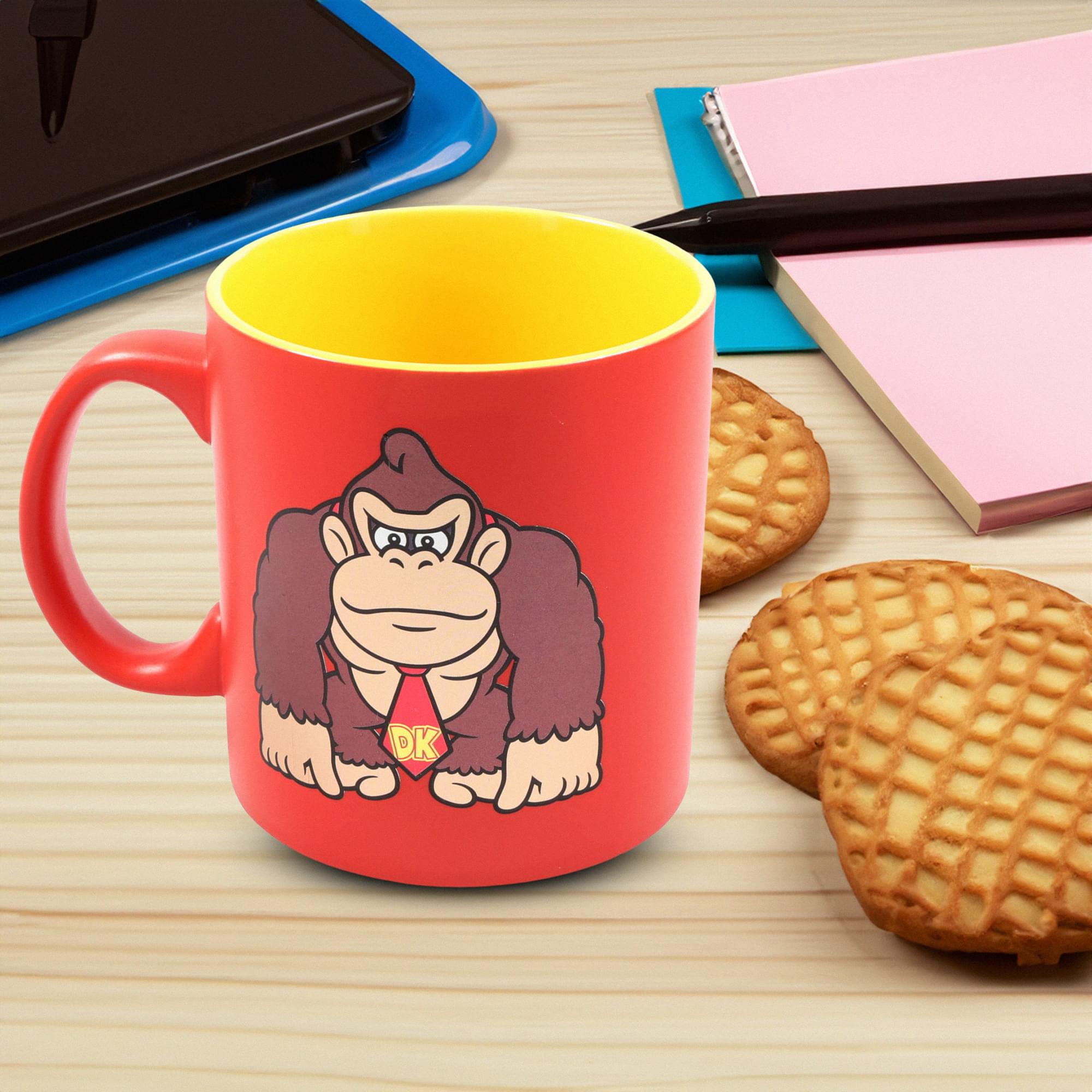 Show Your Love with Donkey Kong Foil Print 20oz Coffee Mug
