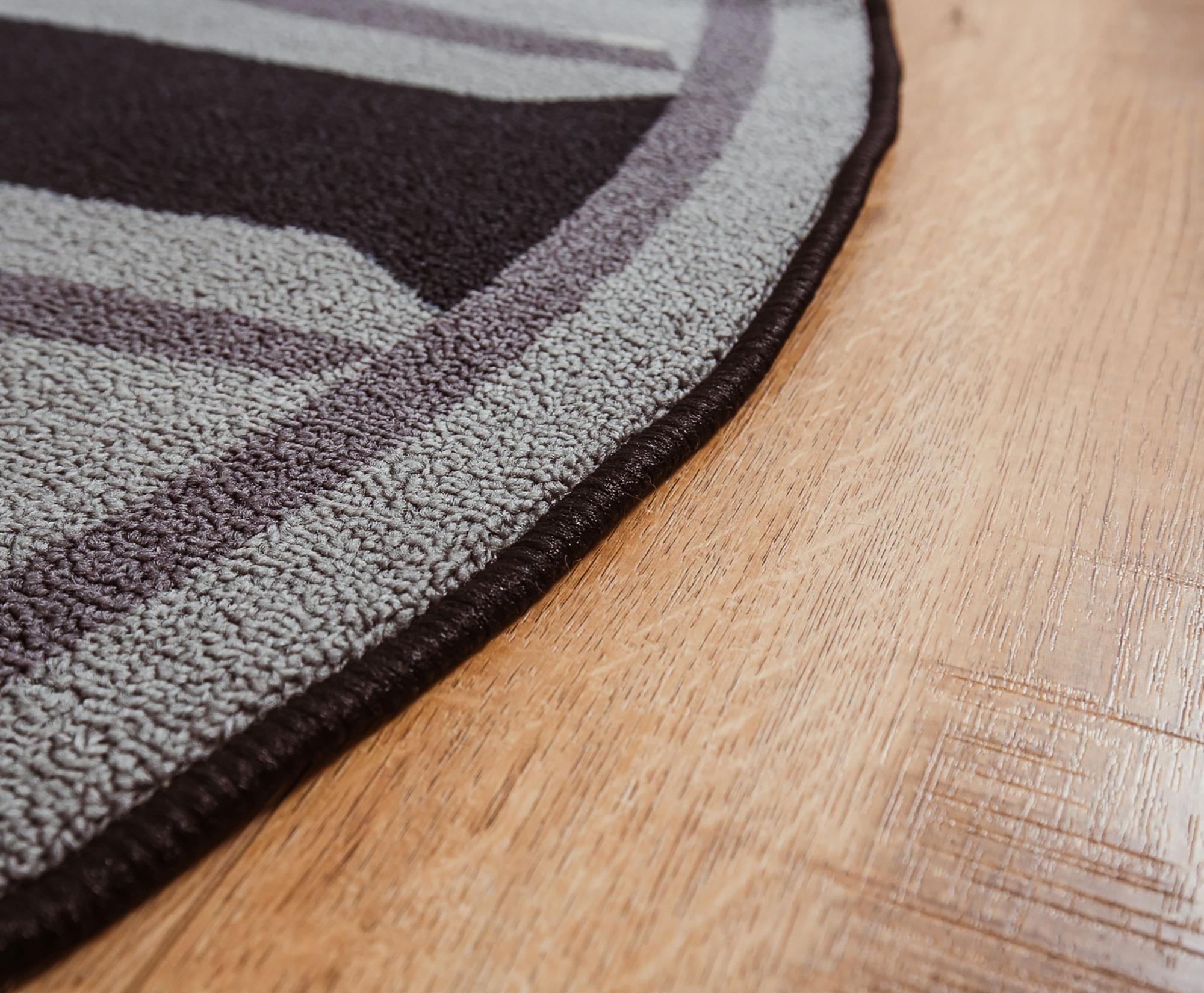 Epic Star Wars: The Mandalorian Helmet 52-Inch Area Rug