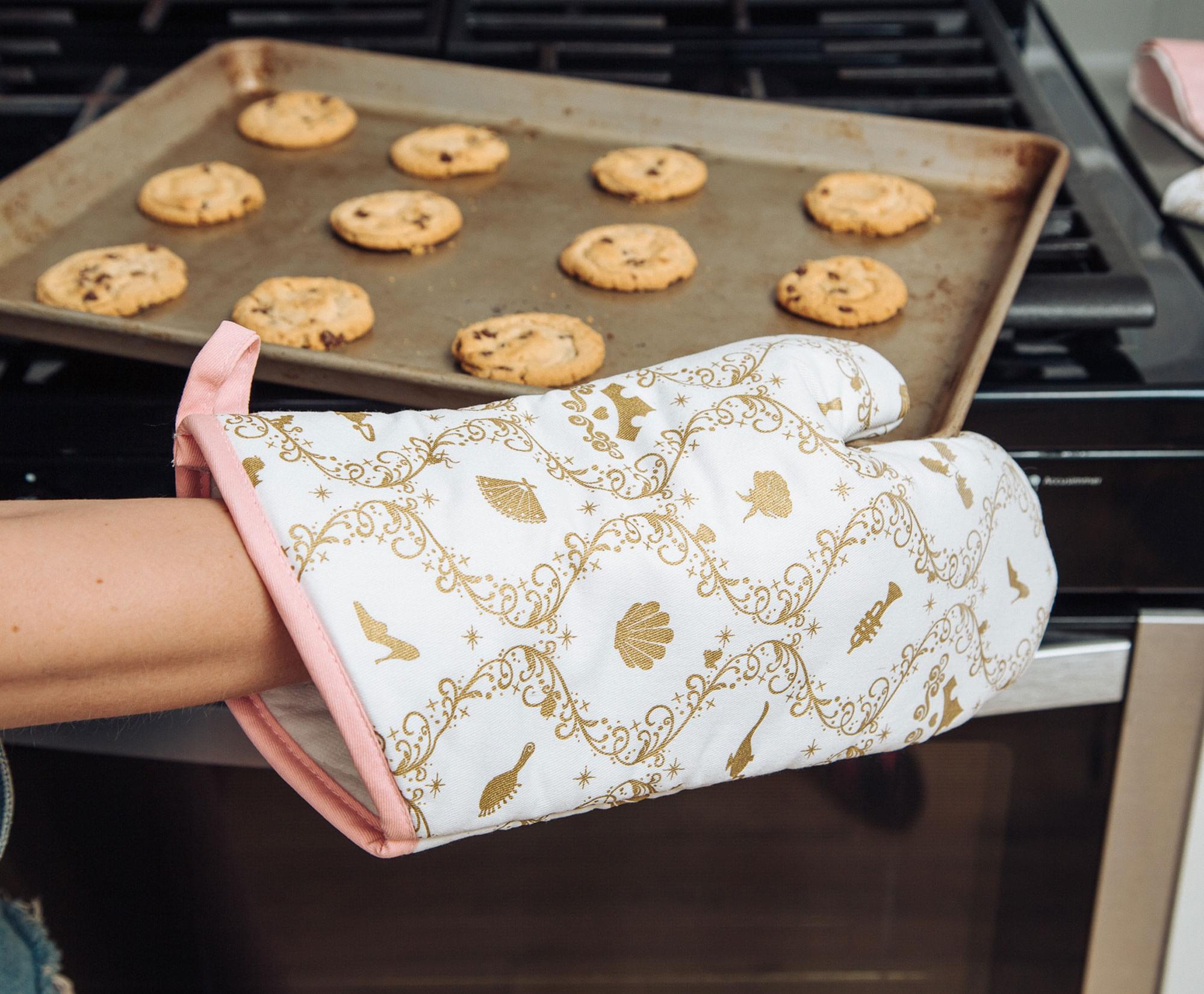 Enchanted Disney Princess Kitchen Oven Mitt