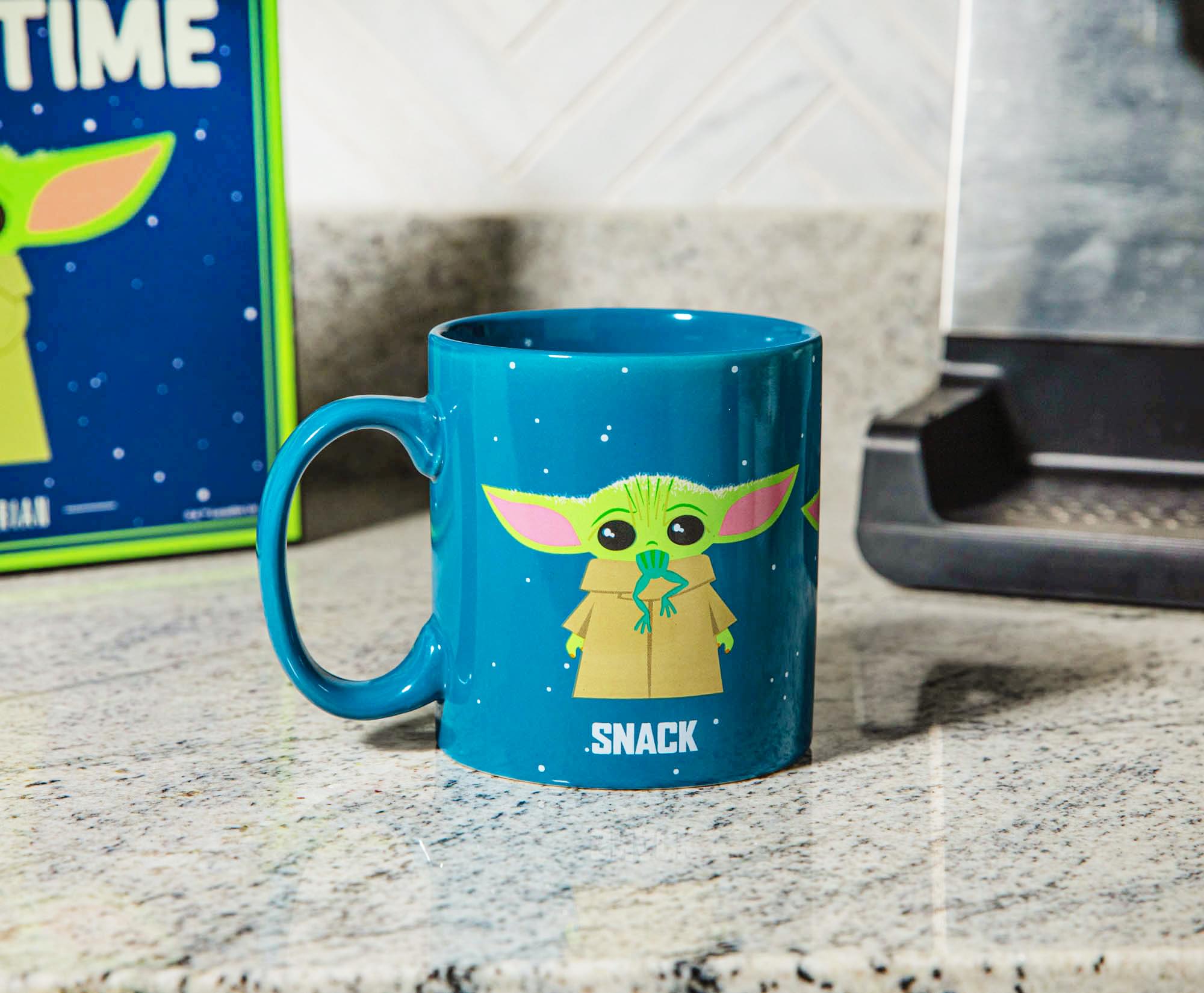 The Mandalorian: Protect Attack Snack 20-Ounce Ceramic Mug