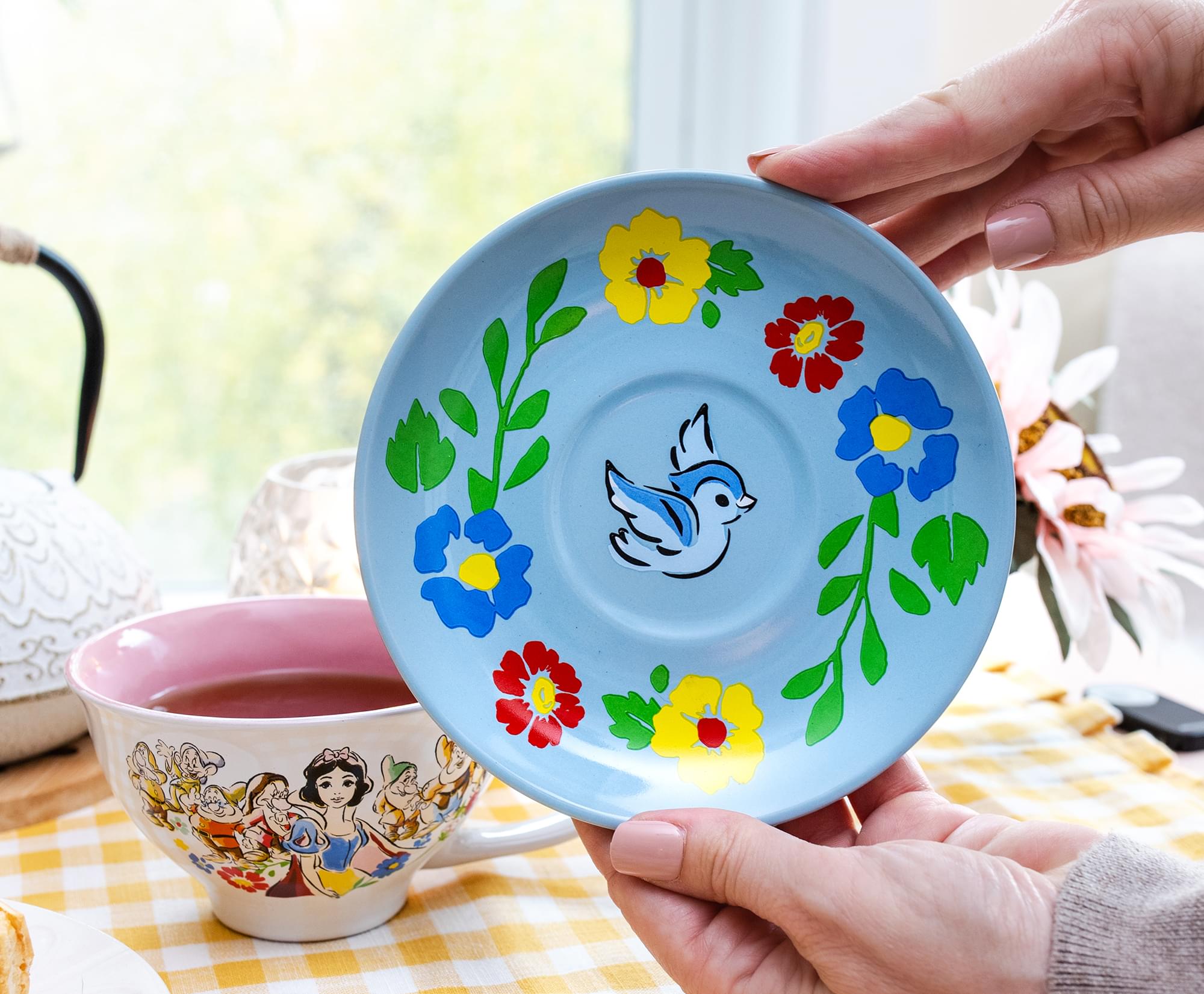 Disney Snow White Ceramic Tea Set: A Magical Tea Party for Princesses