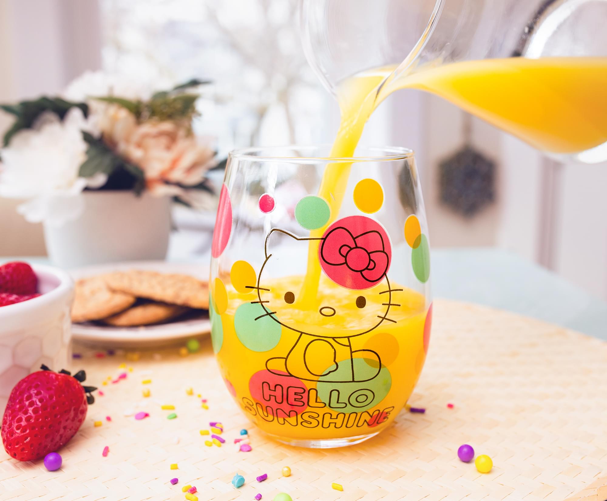 Sanrio Hello Kitty Loves Ice Cream 20-Ounce Stemless Wine Glass