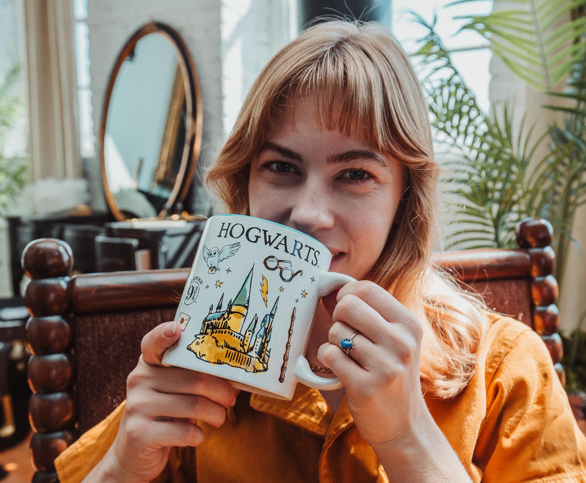 Enchanting Harry Potter Hogwarts Icons 20-Ounce Ceramic Mug