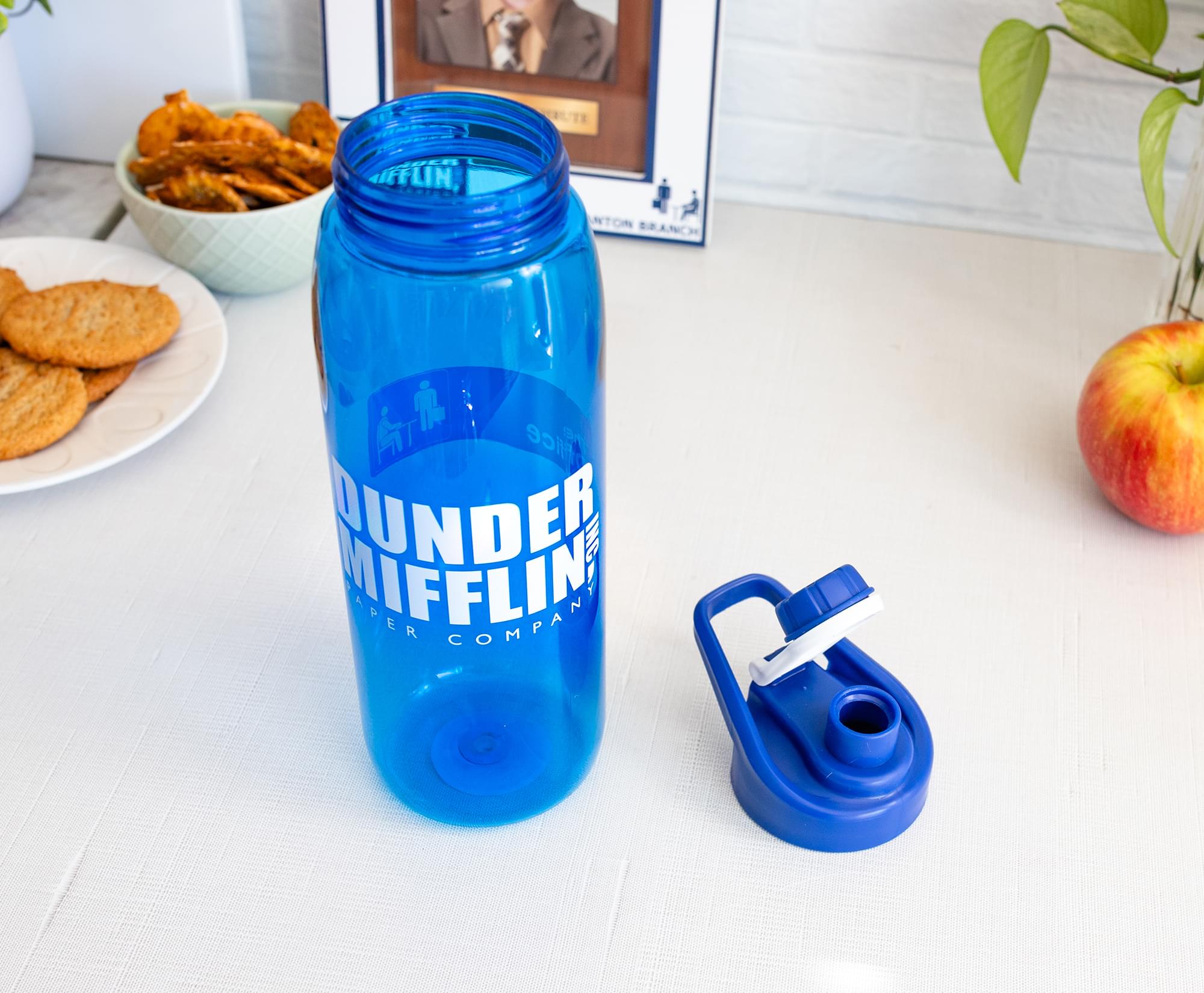 The Office Dunder Mifflin 28-Ounce Handle Lid Water Bottle - Keep Hydrated in Style