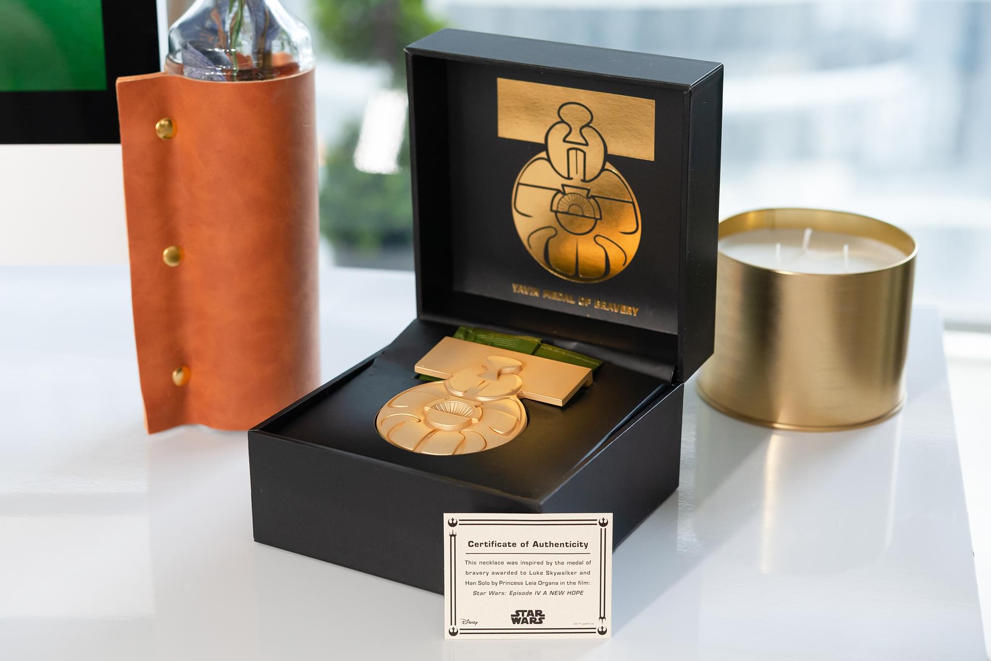 Epic Star Wars Yavin Medal - 1:1 Gold Plated Licensed Prop Replica