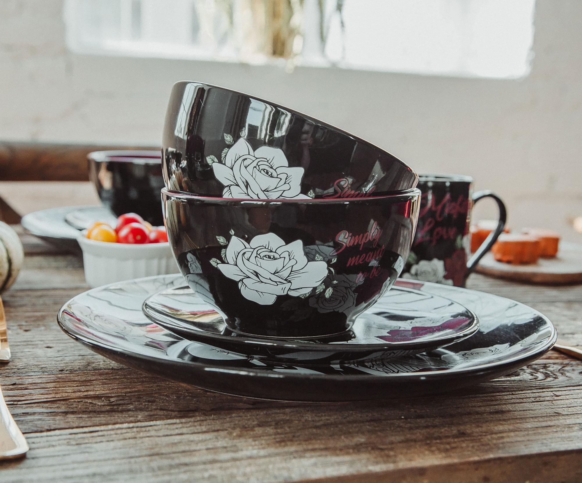 Disney's Enchanting Nightmare Before Christmas Jack and Sally 16-Piece Dinnerware Set