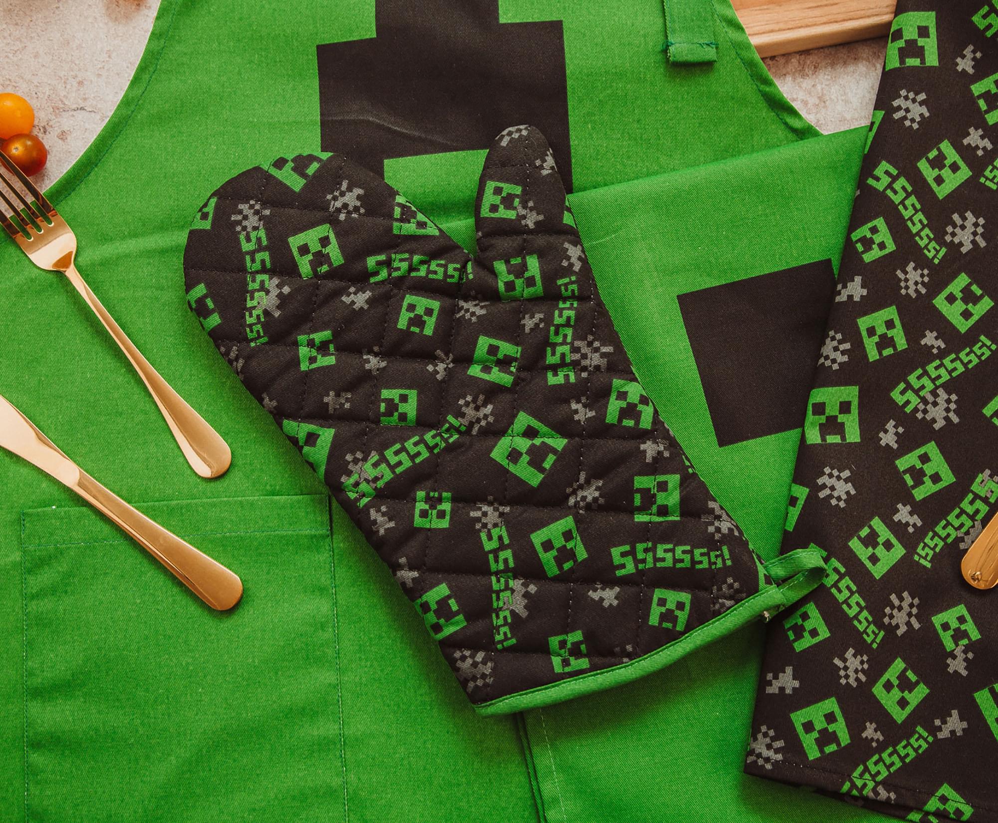 Epic Minecraft Green Creeper Kitchen Bundle for Gamers