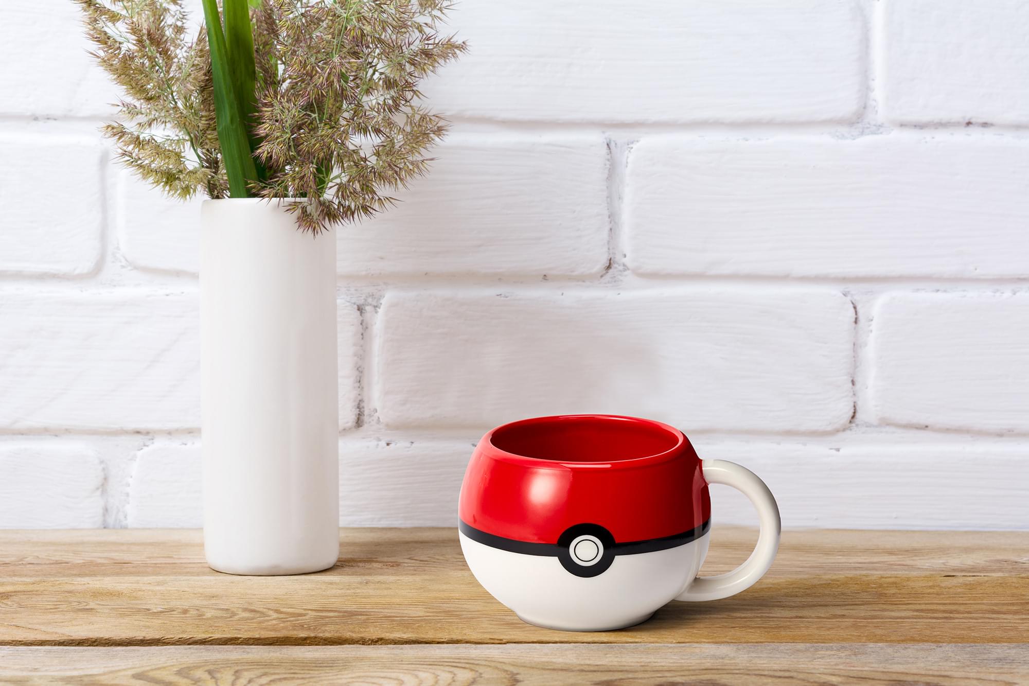 Pokemon Pokeball Ceramic Coffee Mug - Catch Your Favorite Beverages