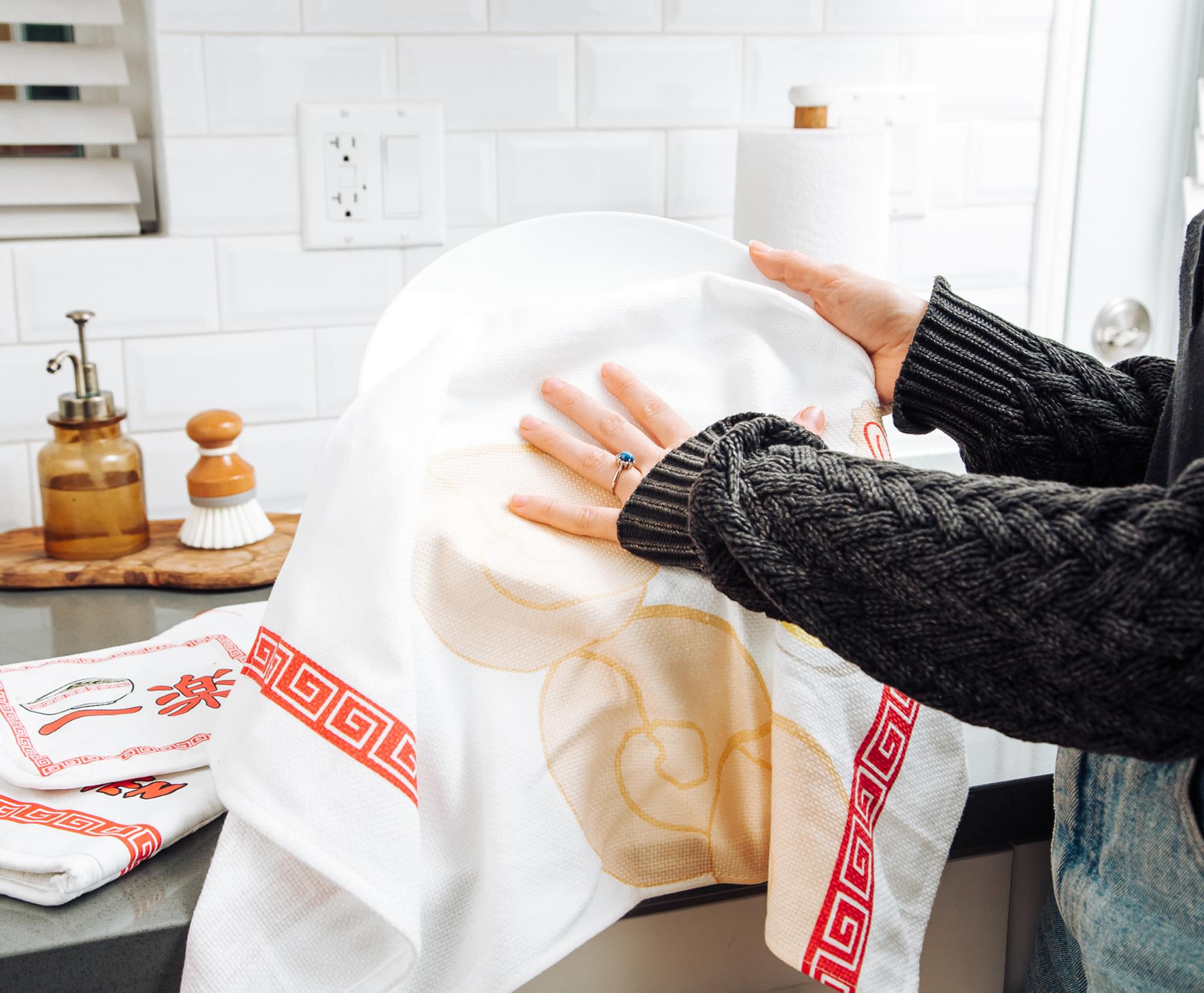 Naruto Ichiraku Ramen-Inspired 3-Piece Kitchen Set: Oven Mitt, Dish Towel, Pot Holder