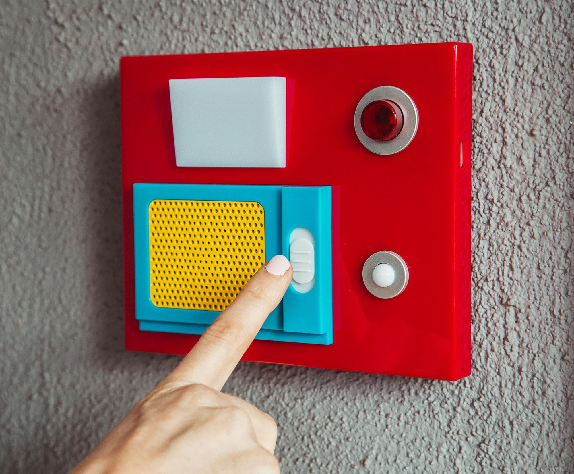 Star Trek: The Original Series Electronic Door Chime with Motion Sensor - A Must-Have for Trekkies