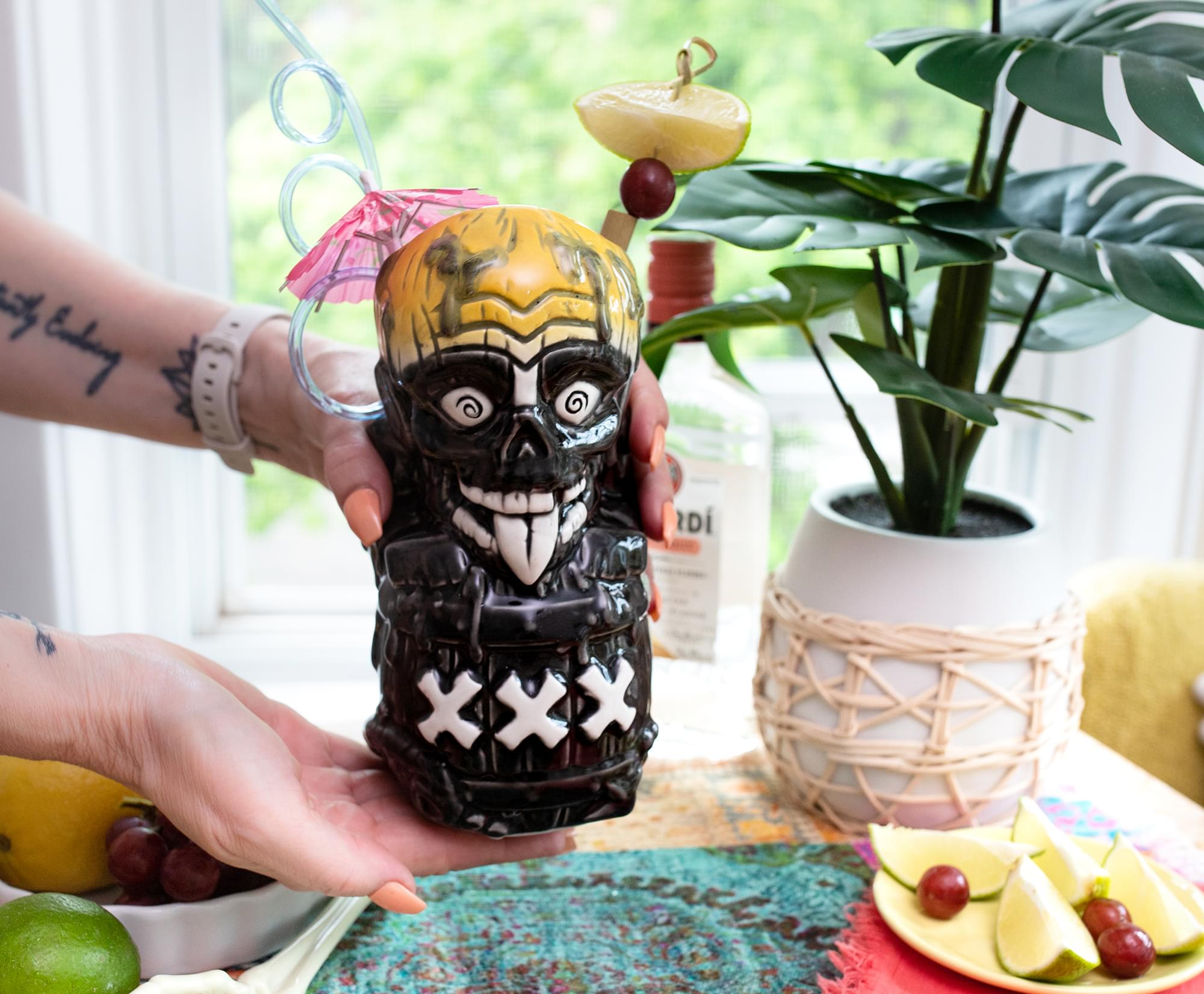 Geeki Tikis16