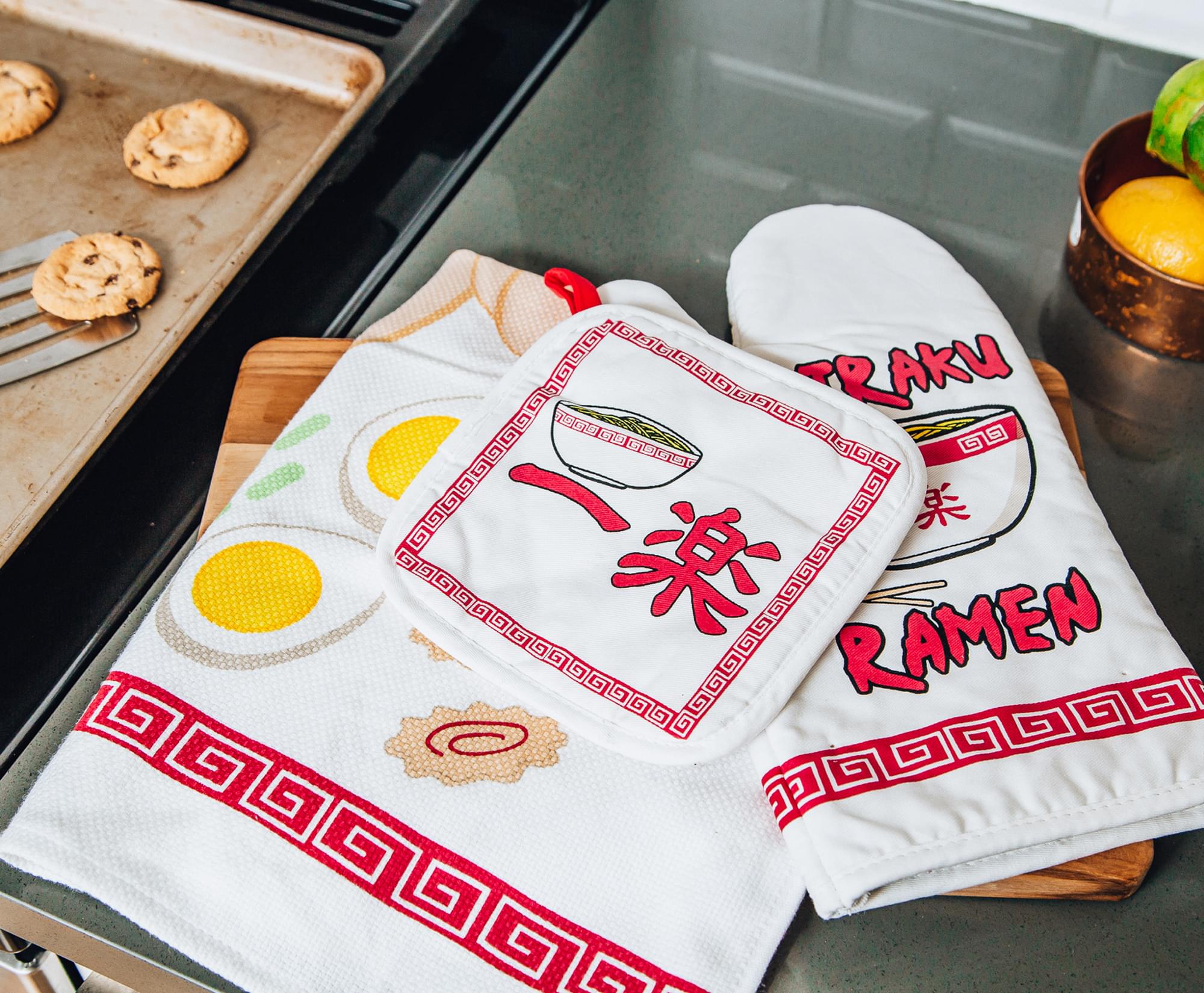 Naruto Ichiraku Ramen-Inspired 3-Piece Kitchen Set: Oven Mitt, Dish Towel, Pot Holder