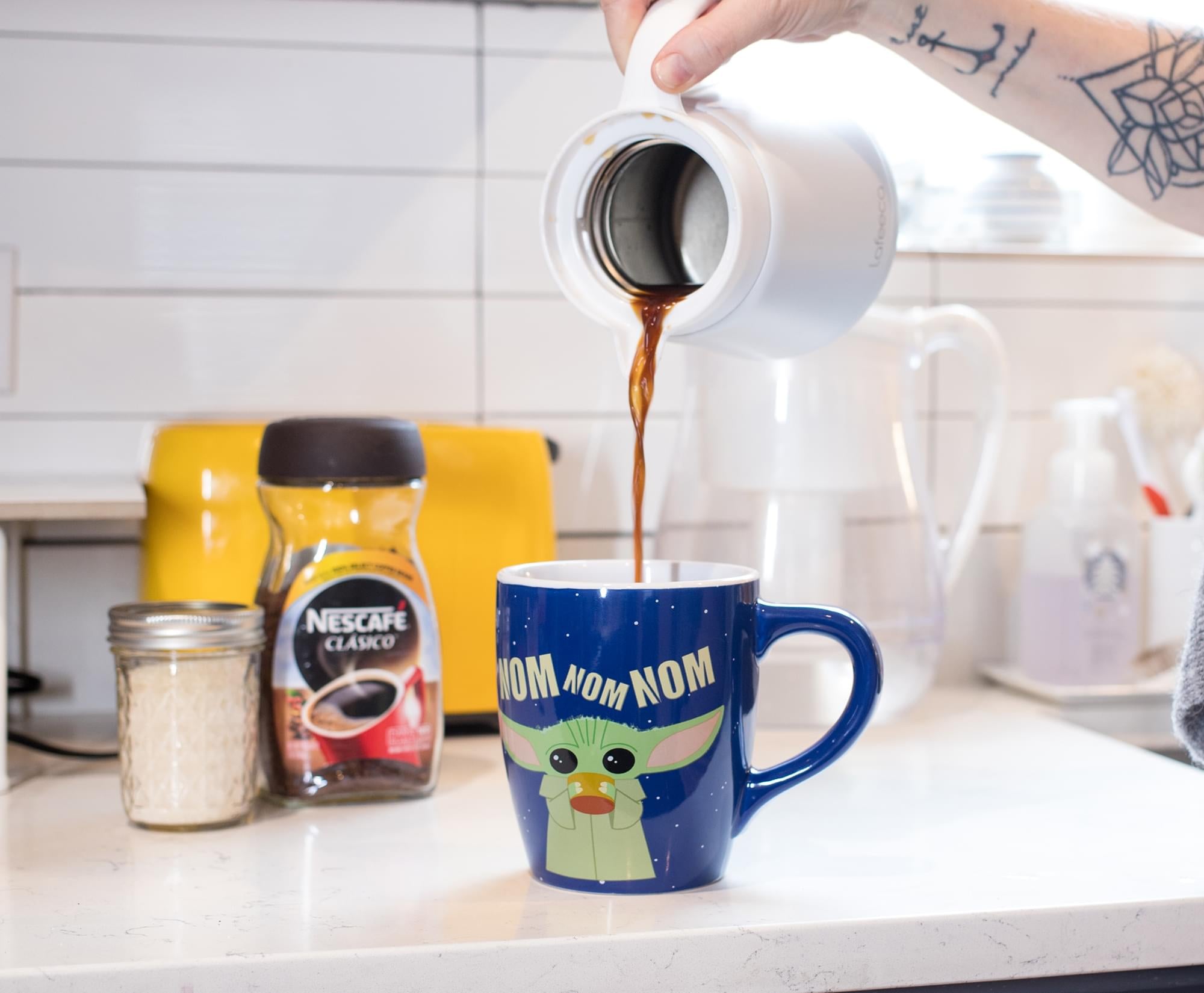 The Mandalorian's Adorable Grogu Ceramic Mug - 25 Oz
