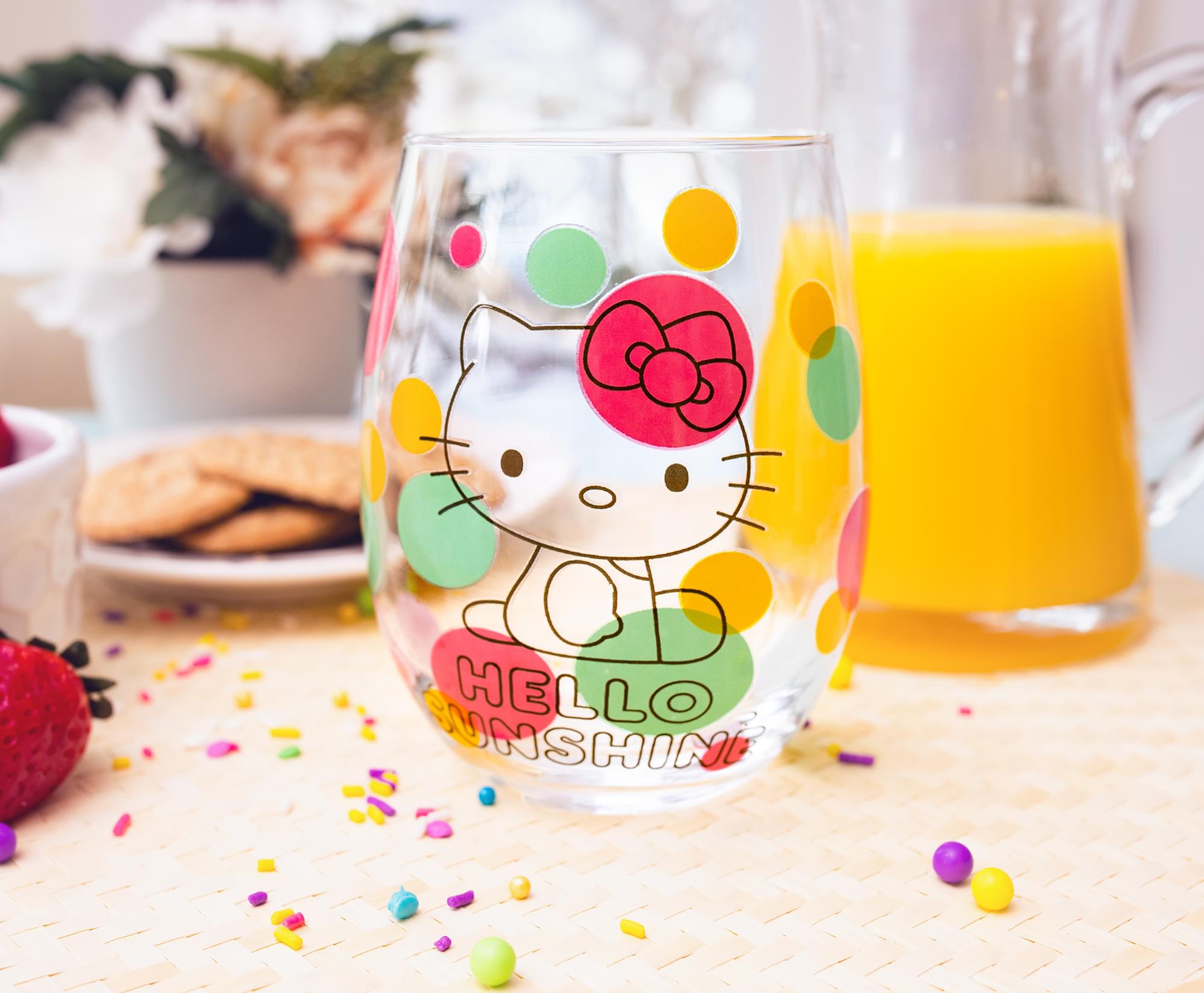 Sanrio Hello Kitty Loves Ice Cream 20-Ounce Stemless Wine Glass