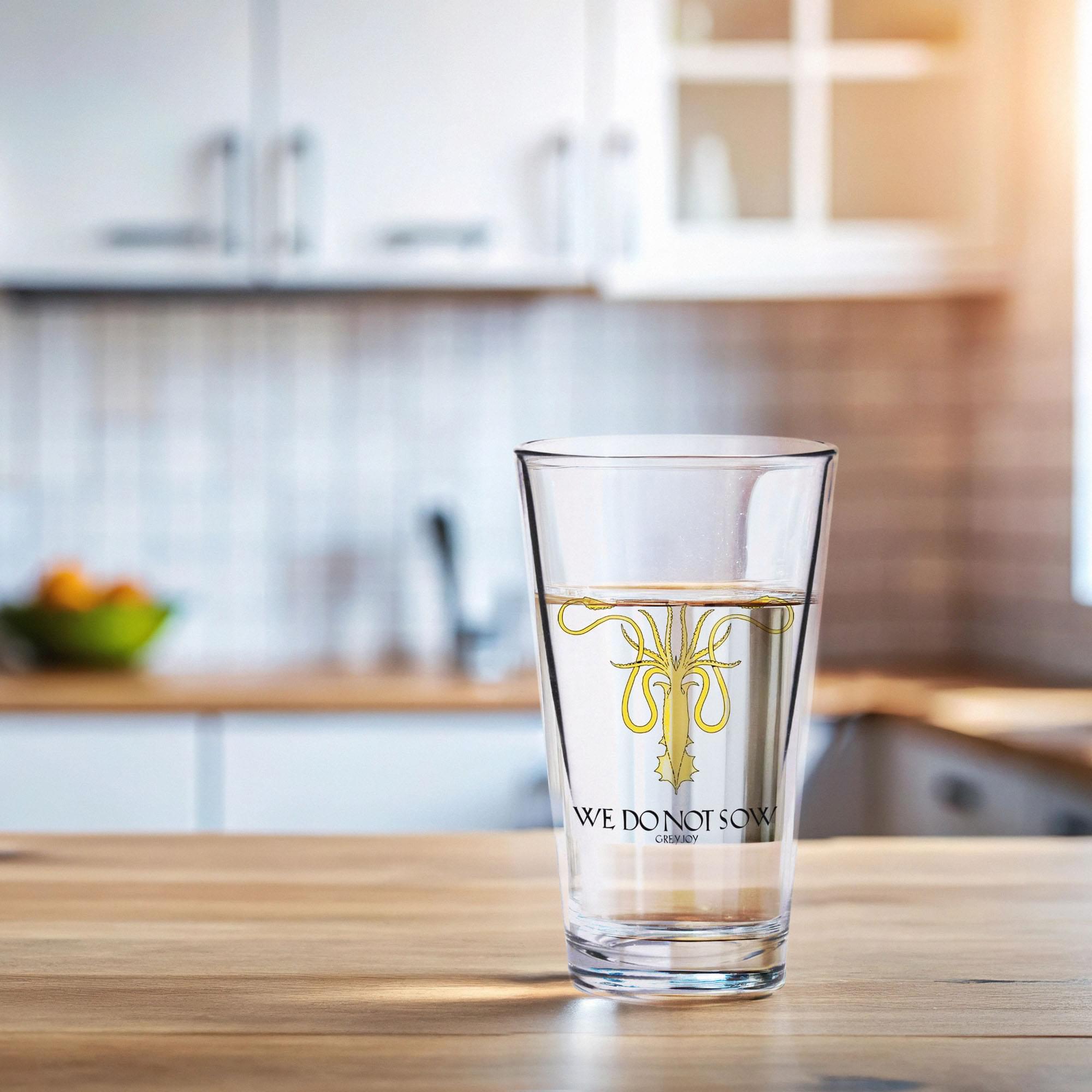 Epic Game Of Thrones Greyjoy Pint Glass - A Must-Have for Fans!
