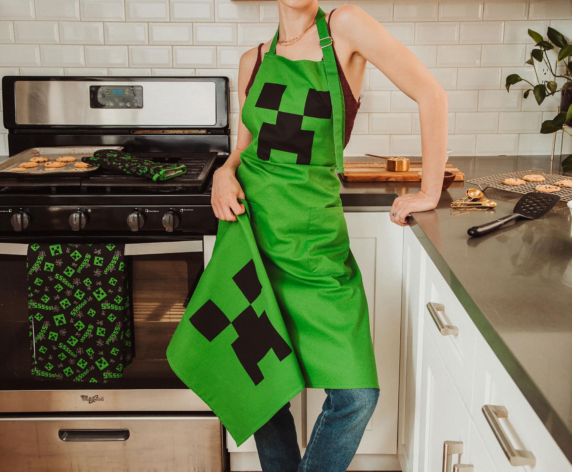 Epic Minecraft Green Creeper Kitchen Bundle for Gamers