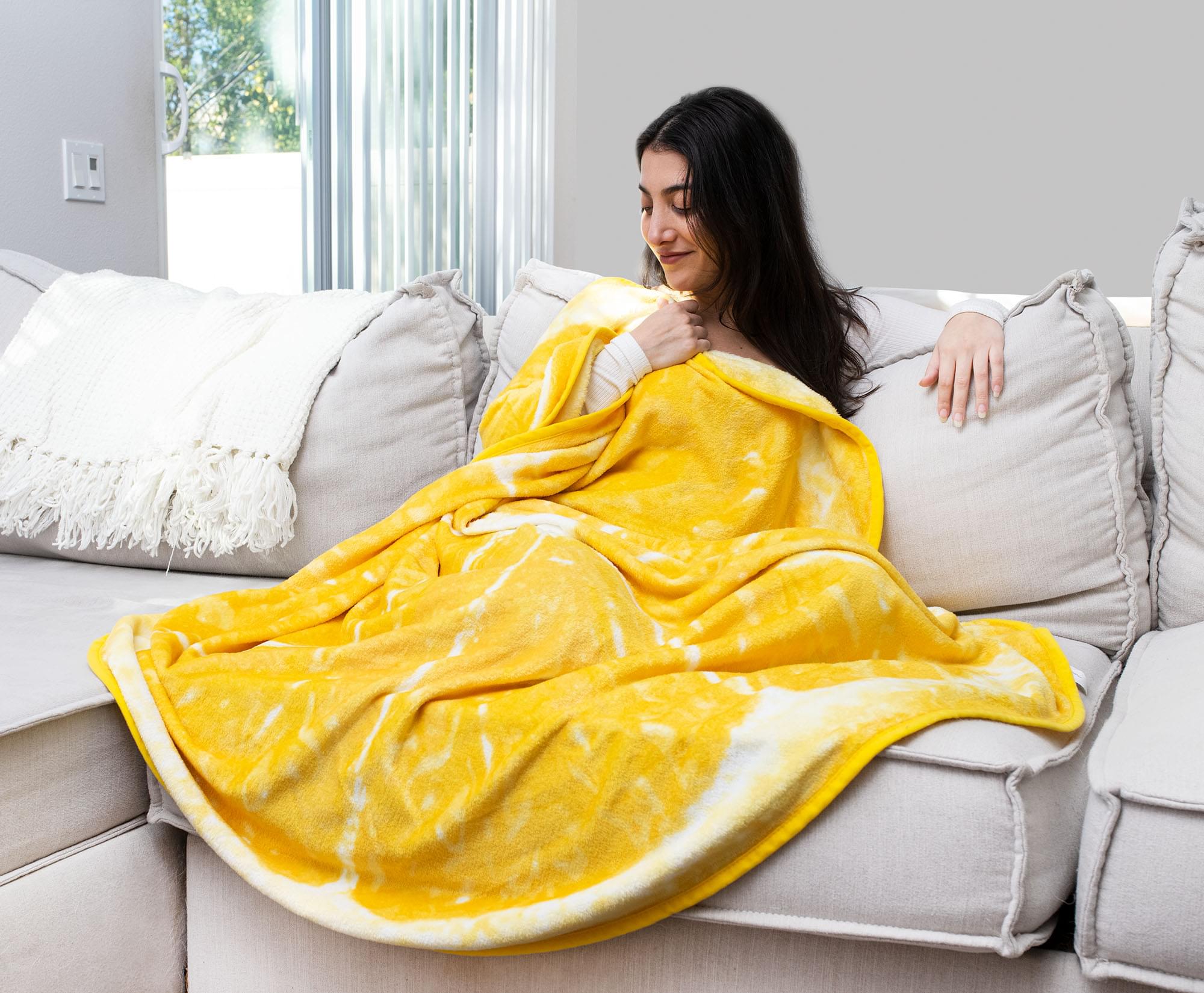 Zesty Lemon Slice Round Fleece Throw Blanket - 60 Inches