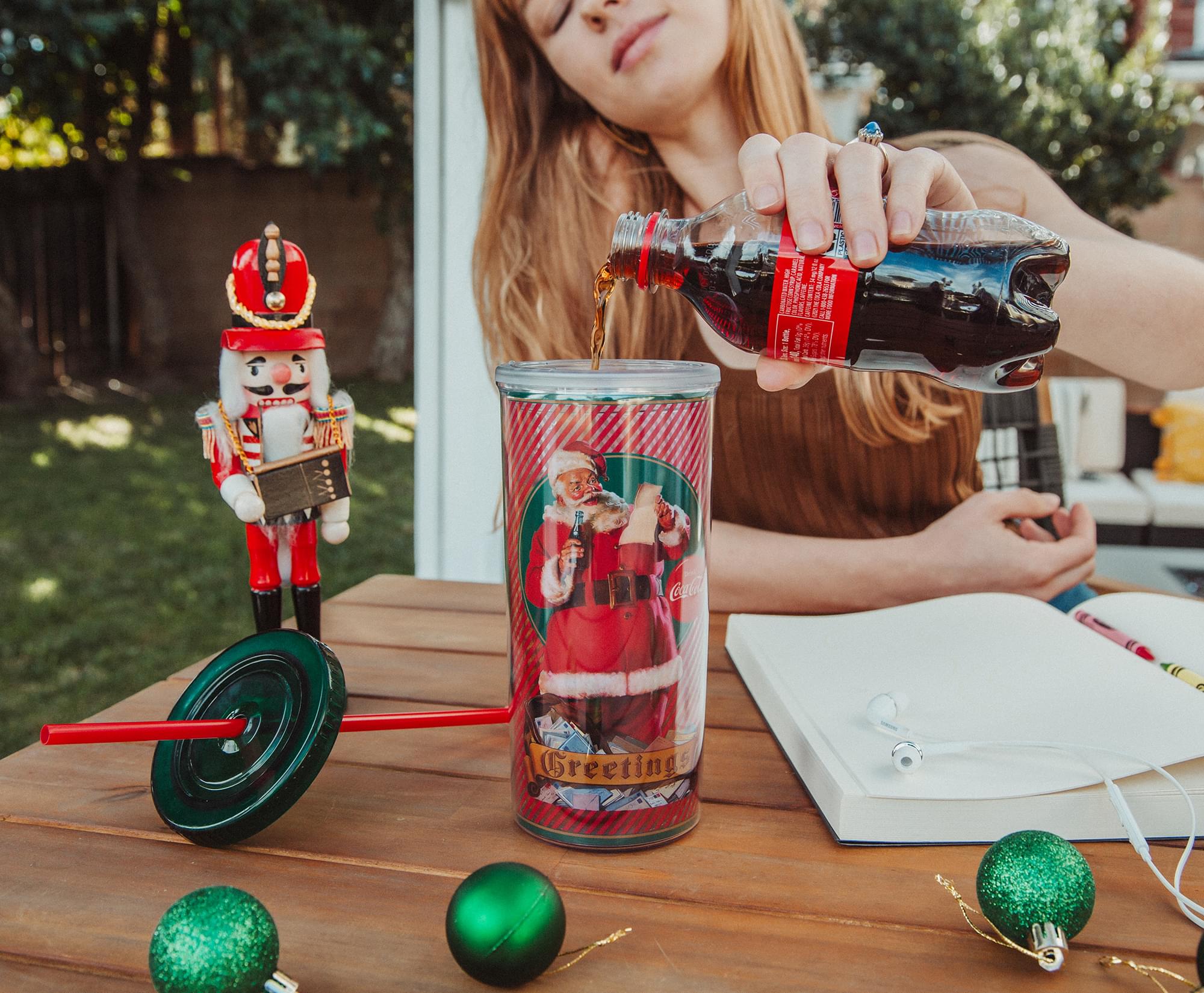 Coca-Cola Santa Claus Holiday Carnival Cup - 20 Ounce Joyful Sip