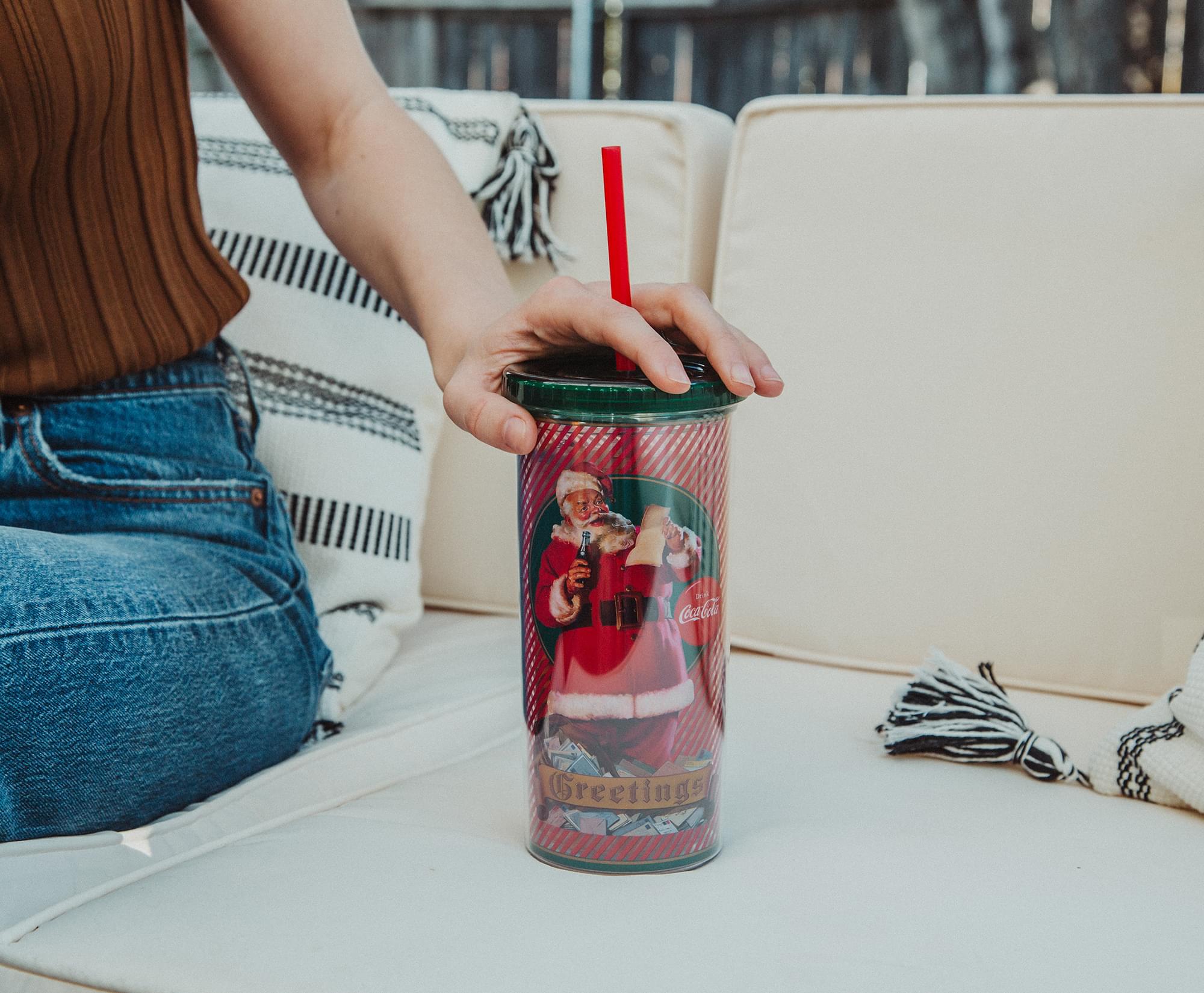 Coca-Cola Santa Claus Holiday Carnival Cup - 20 Ounce Joyful Sip