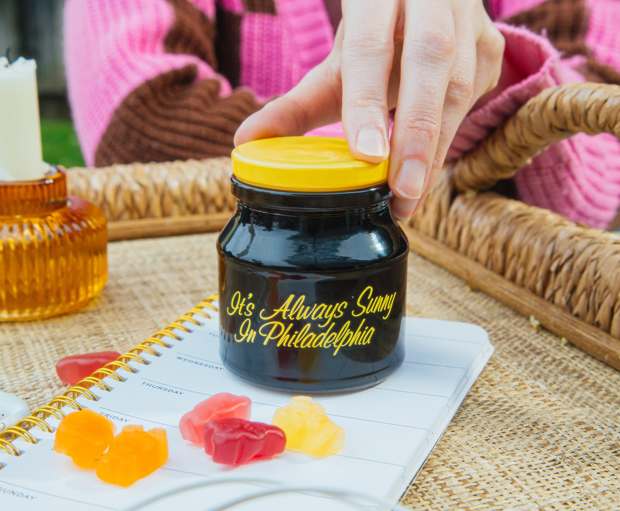 It's Always Sunny In Philadelphia Family Portrait Glass Storage Jar