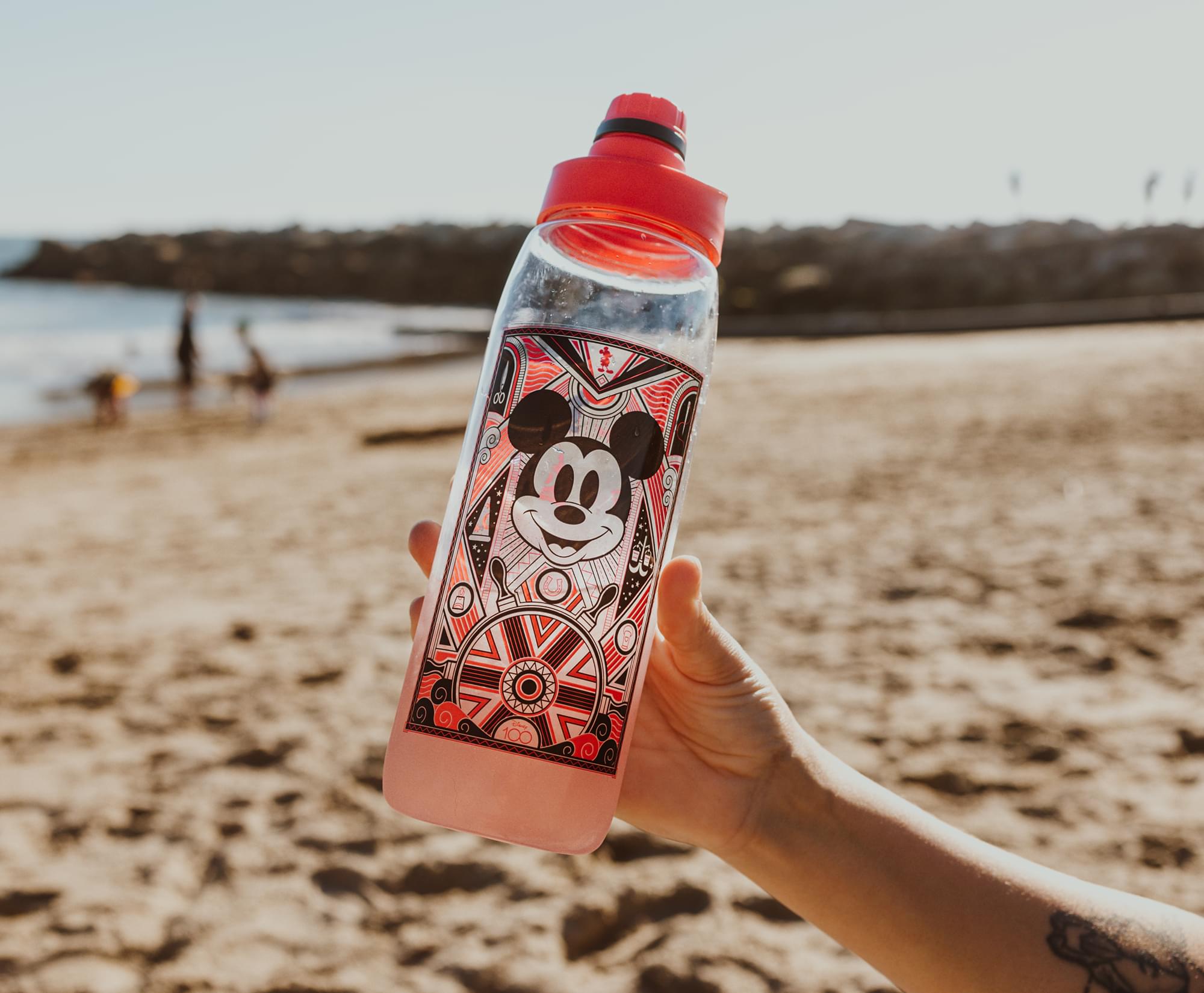 Disney 100 Captain Mickey Mouse Hydration Companion with Timetable | 28 Ounce