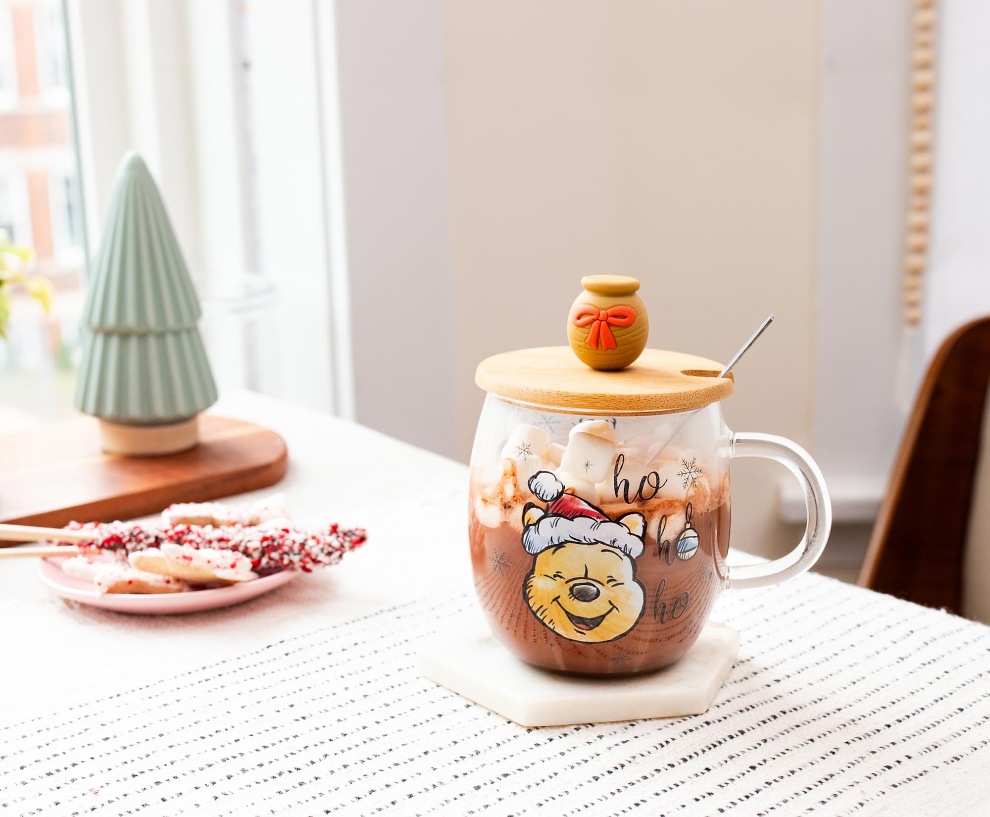 Disney's Festive Winnie the Pooh 17 - Ounce Glass Coffee Mug with Lid and Spoon