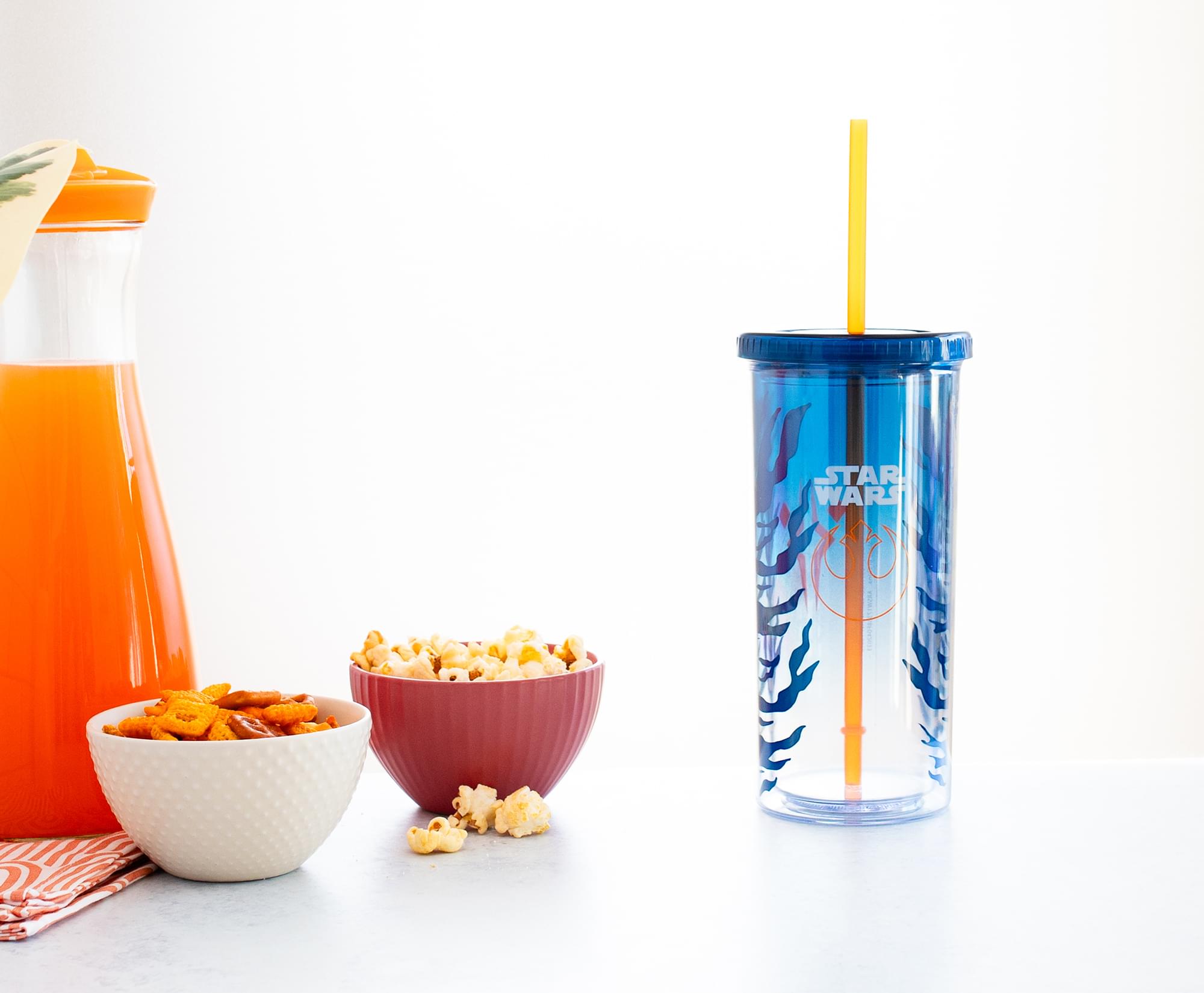 Star Wars Ahsoka Tano 20-Ounce Carnival Cup with Lid and Straw