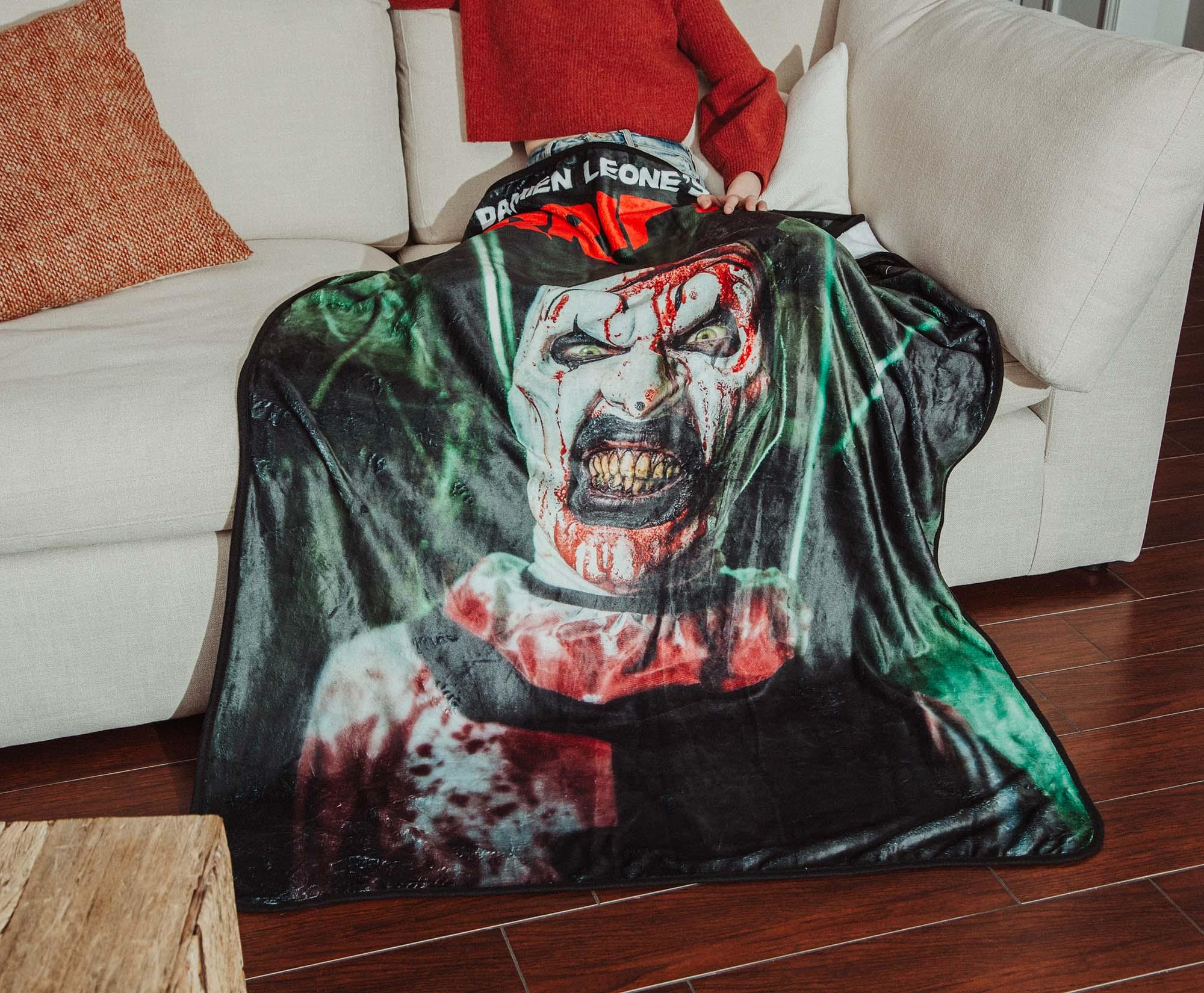 Terrifier 2 Art the Clown Fleece Throw - 45x60 Inches