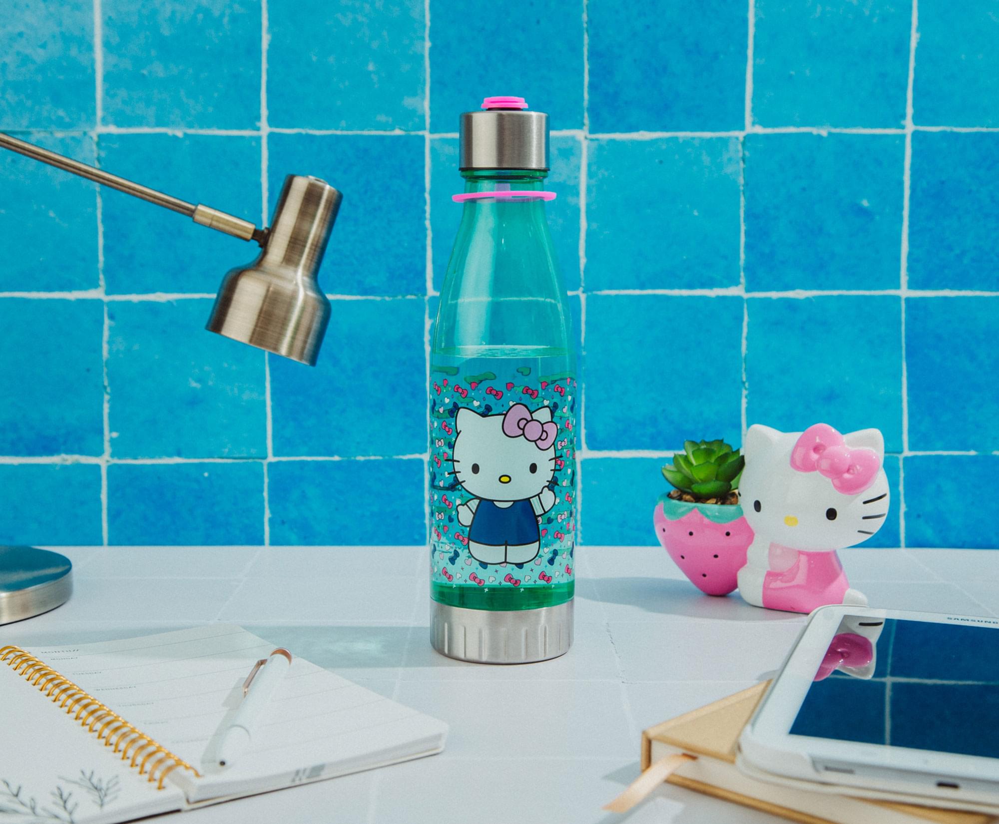 Sanrio Hello Kitty Hearts and Bows 20 Oz. Water Bottle with Lid
