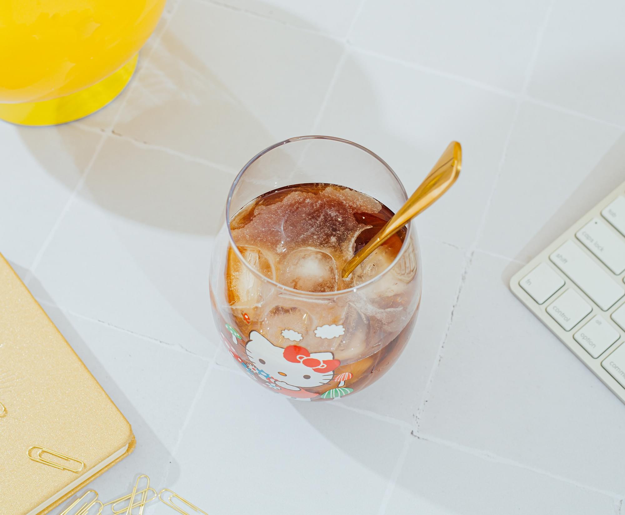 Sanrio Hello Kitty Mushroom-Inspired Stemless 20-Ounce Wine Glass