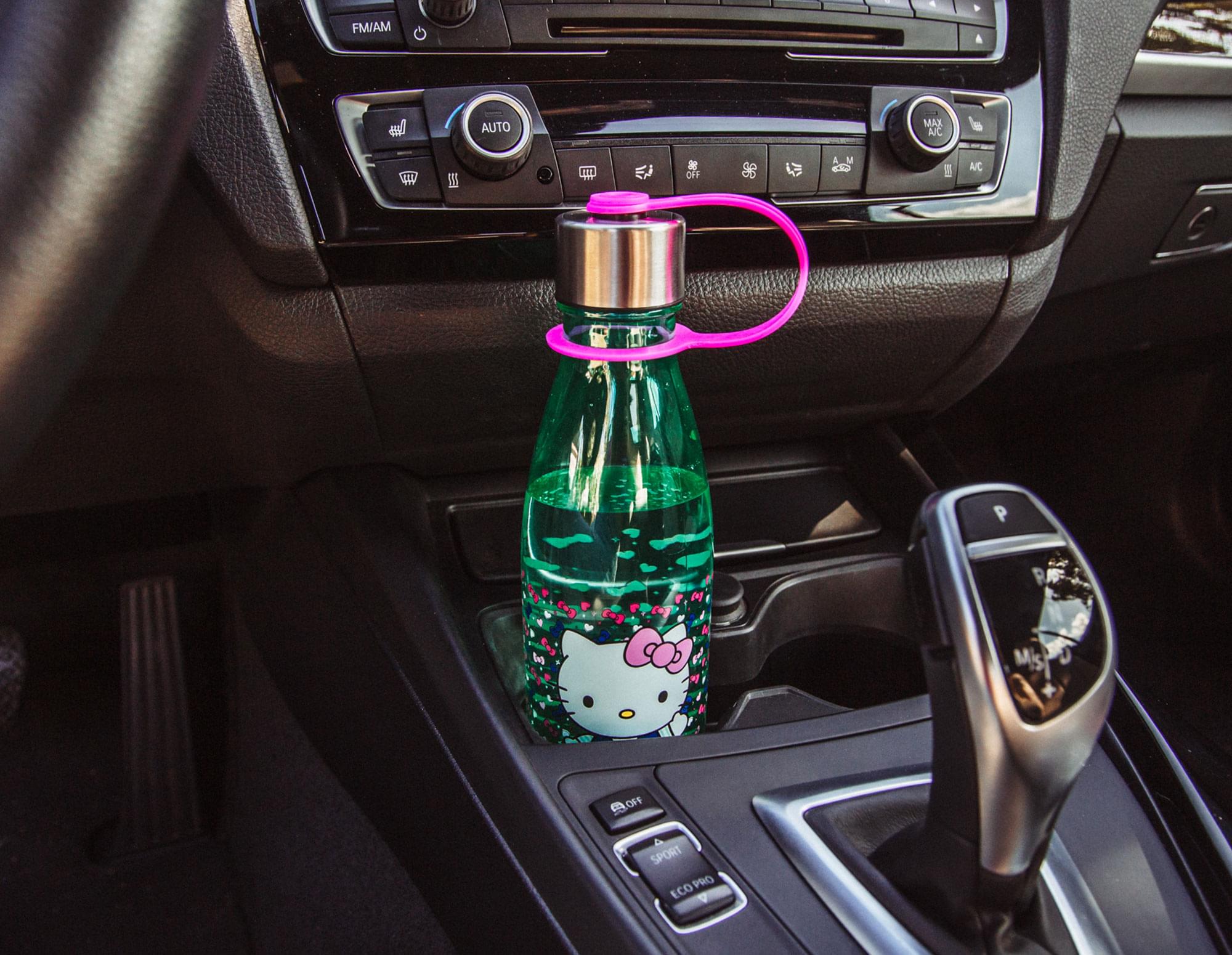 Sanrio Hello Kitty Hearts and Bows 20 Oz. Water Bottle with Lid