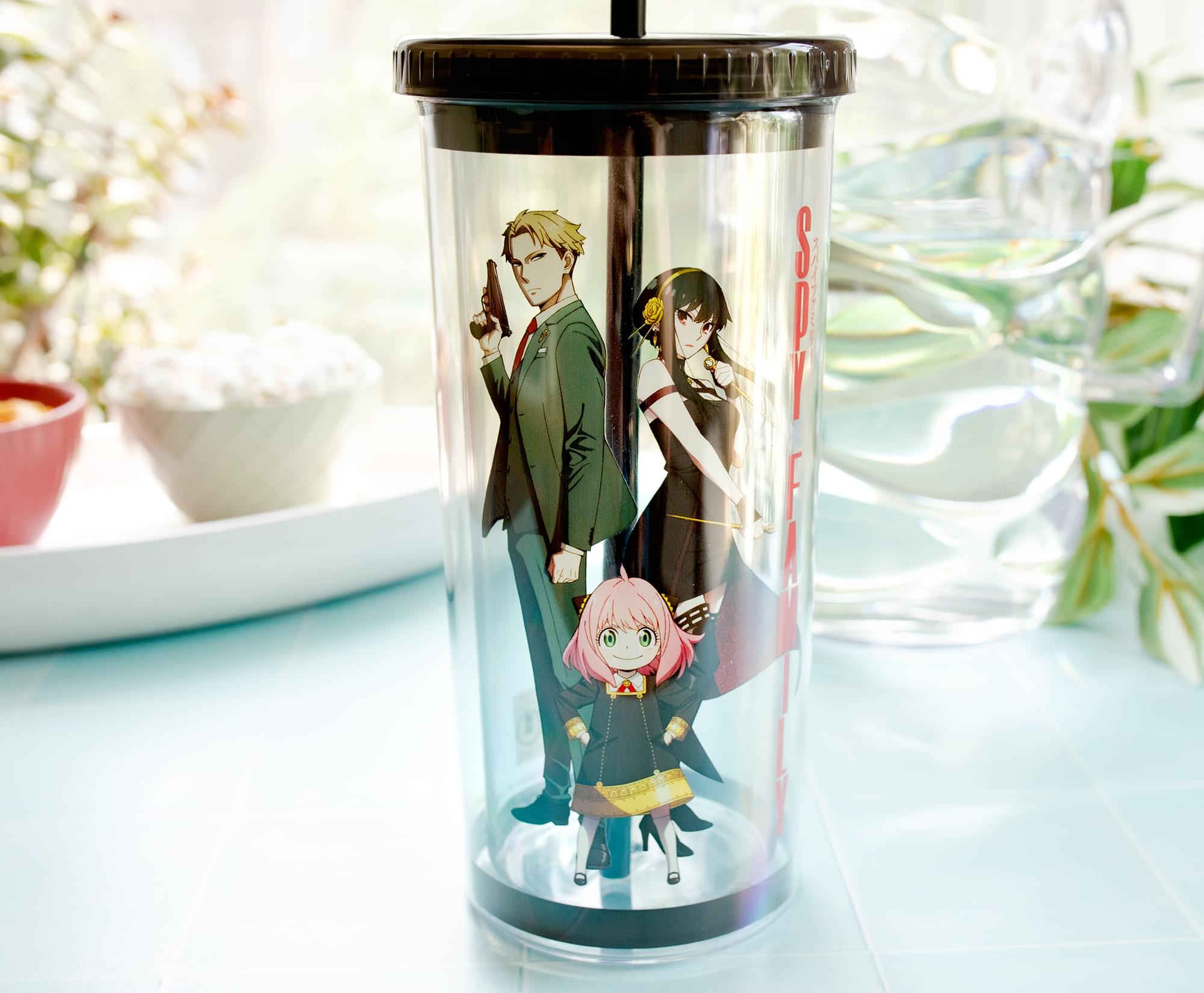 Spy X Family Trio 20-Ounce Plastic Cold Cup with Lid and Straw